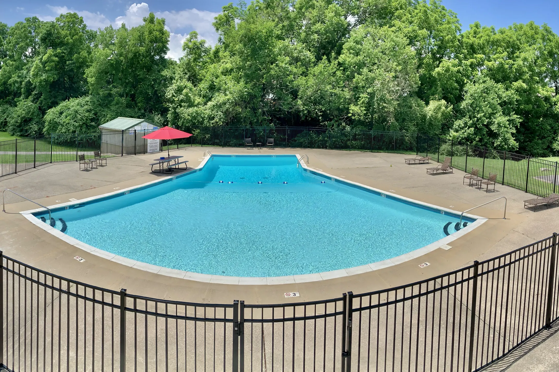 Pool - Countrybrook Apartments - Louisville, KY