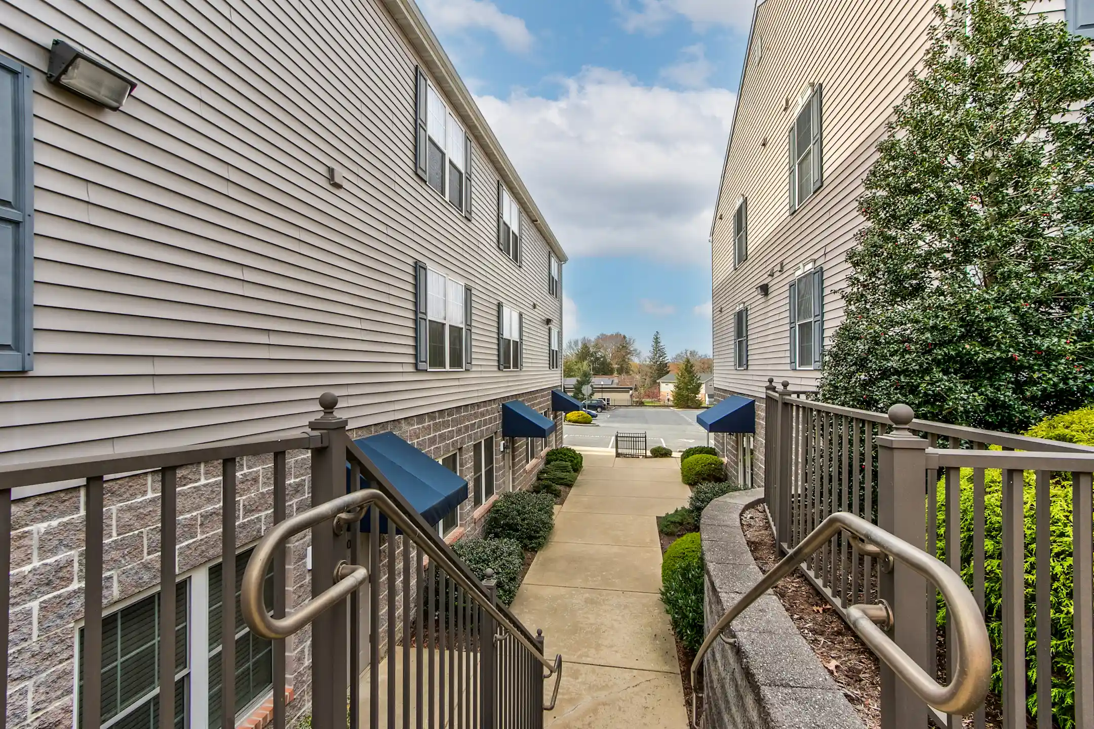 Hempfield Commons 3115 Nolt Rd Lancaster, PA Apartments for Rent