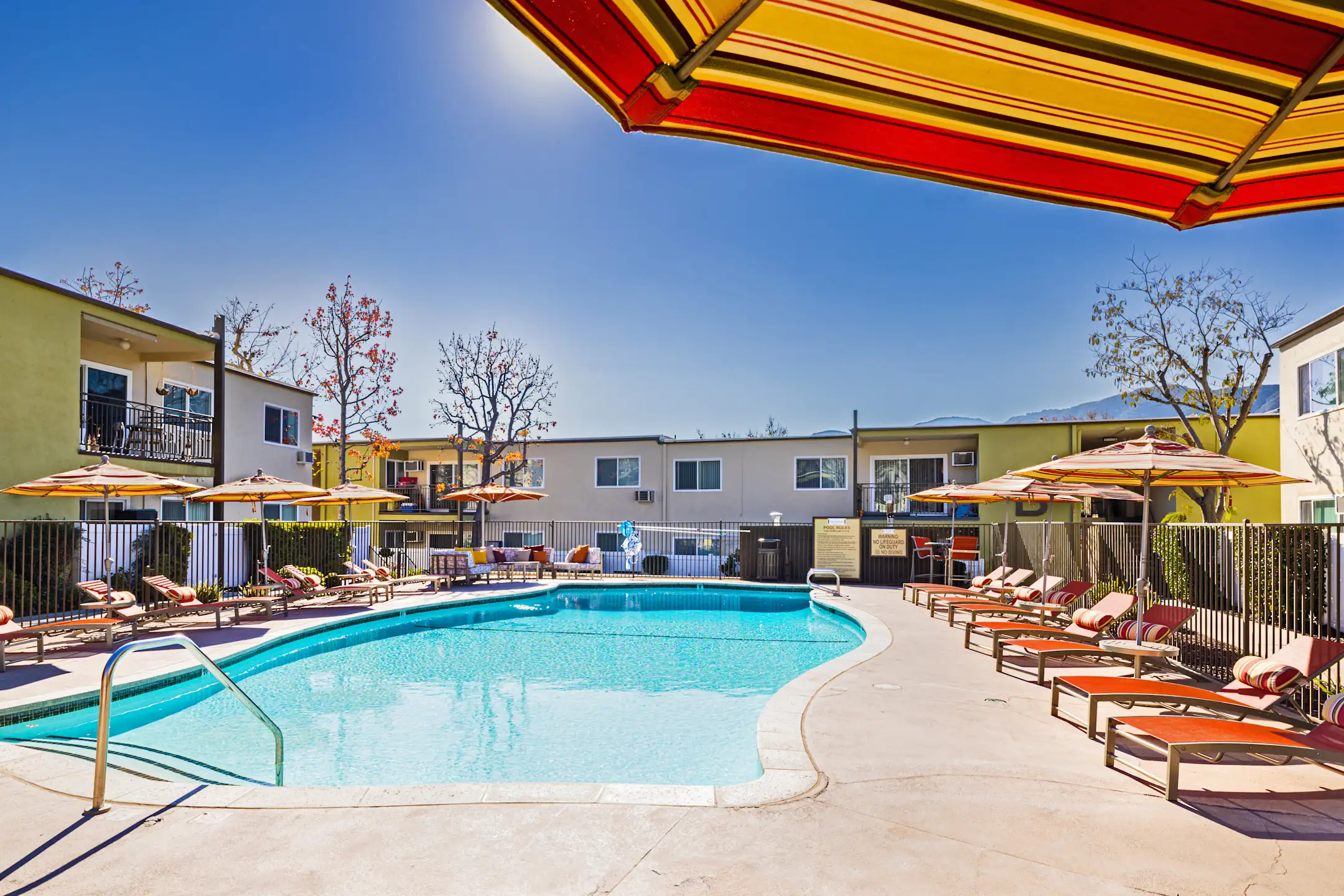 The Summit at La Crescenta - La Crescenta, CA
