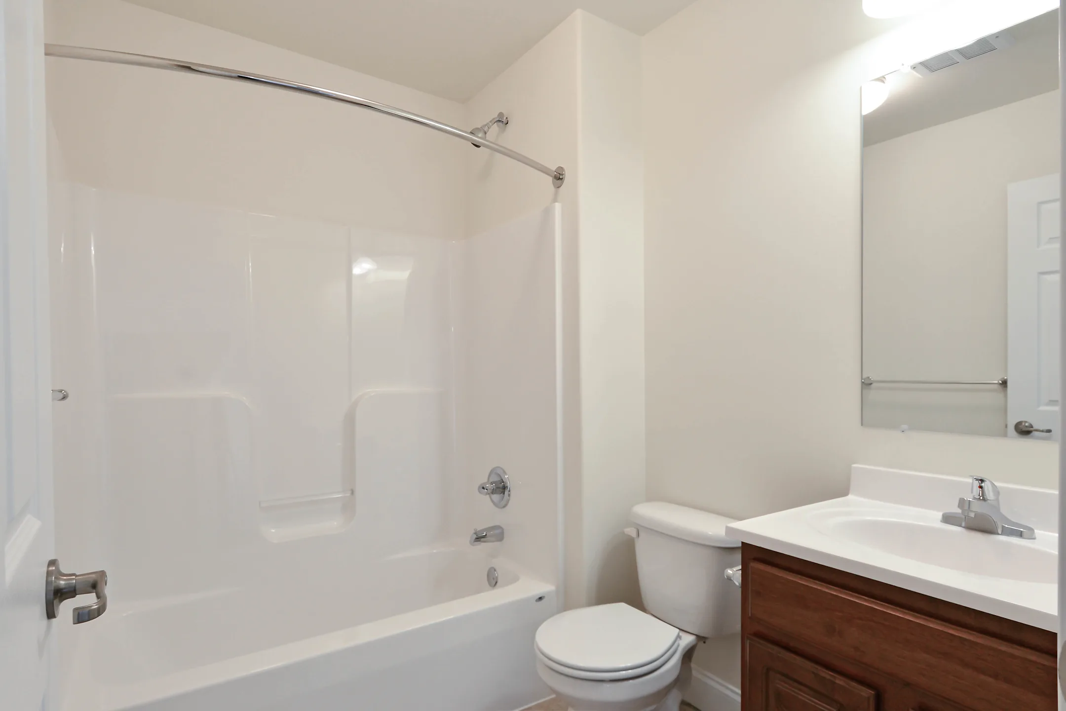 The Reserve at Paxton Creek Apartments Harrisburg, PA 17110