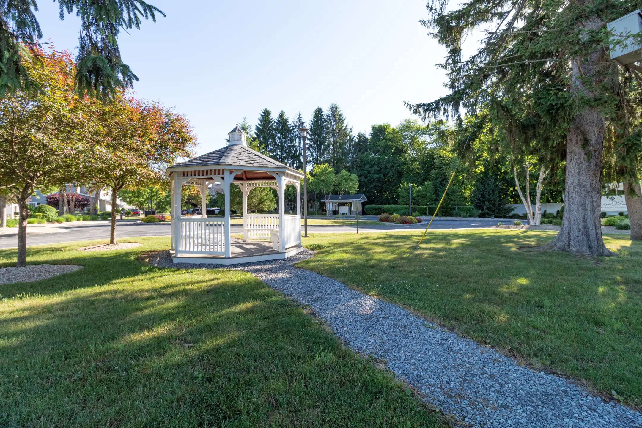 Brookside Meadows Apartments Pleasant Valley, NY 12569