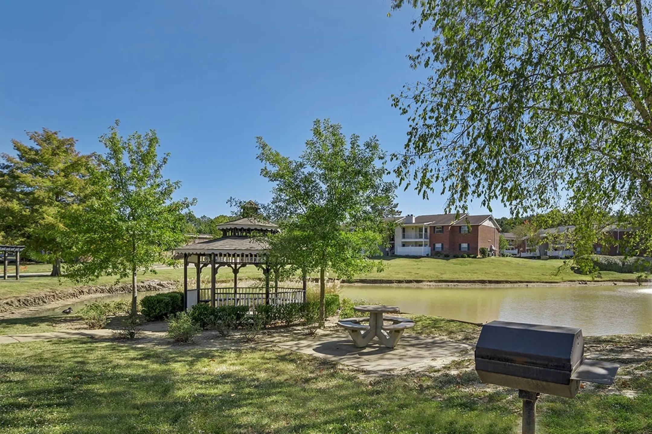 The Arbors at Natchez Trace Apartments Ridgeland, MS 39157