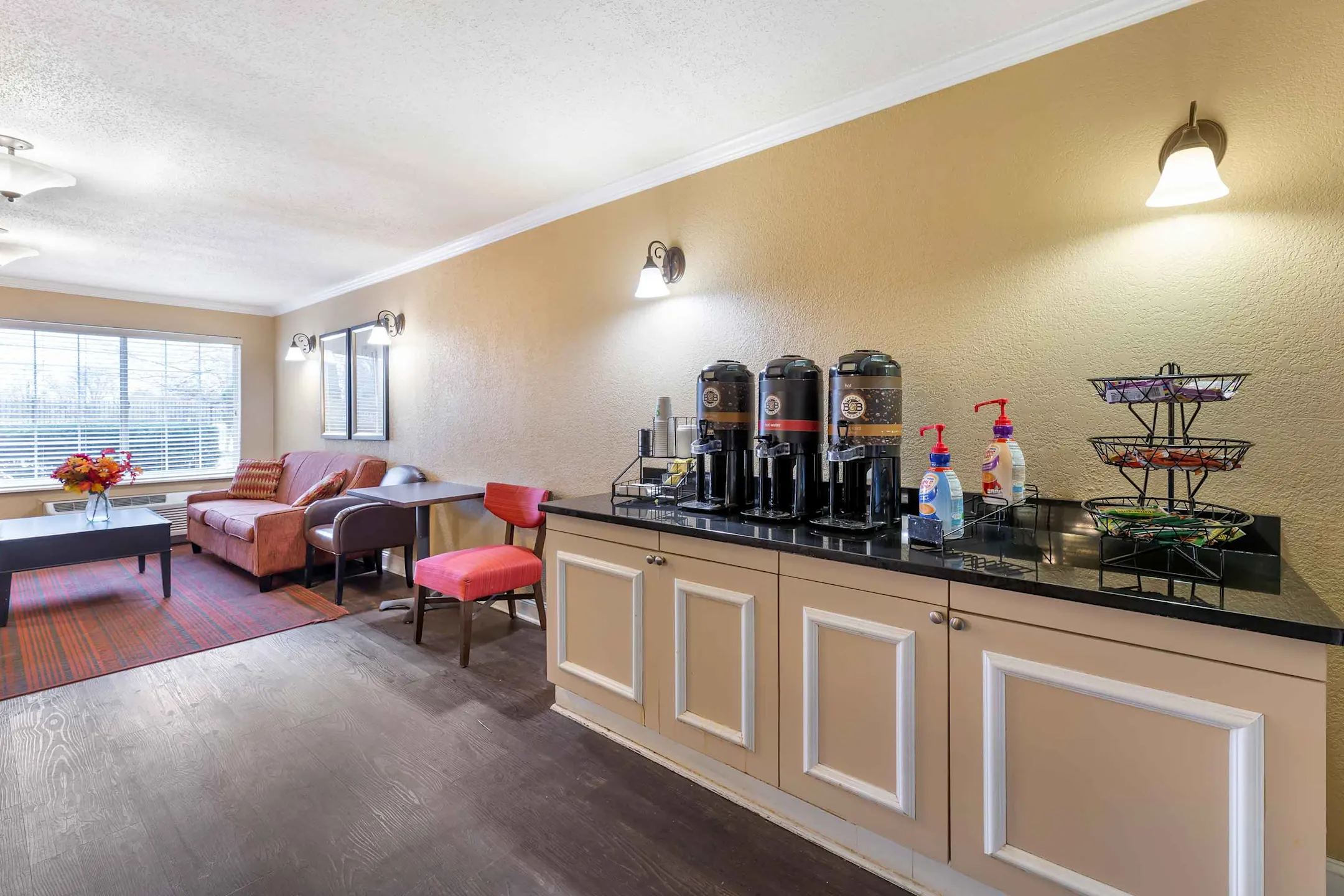 Furnished Studio Cleveland Beachwood Orange Place North