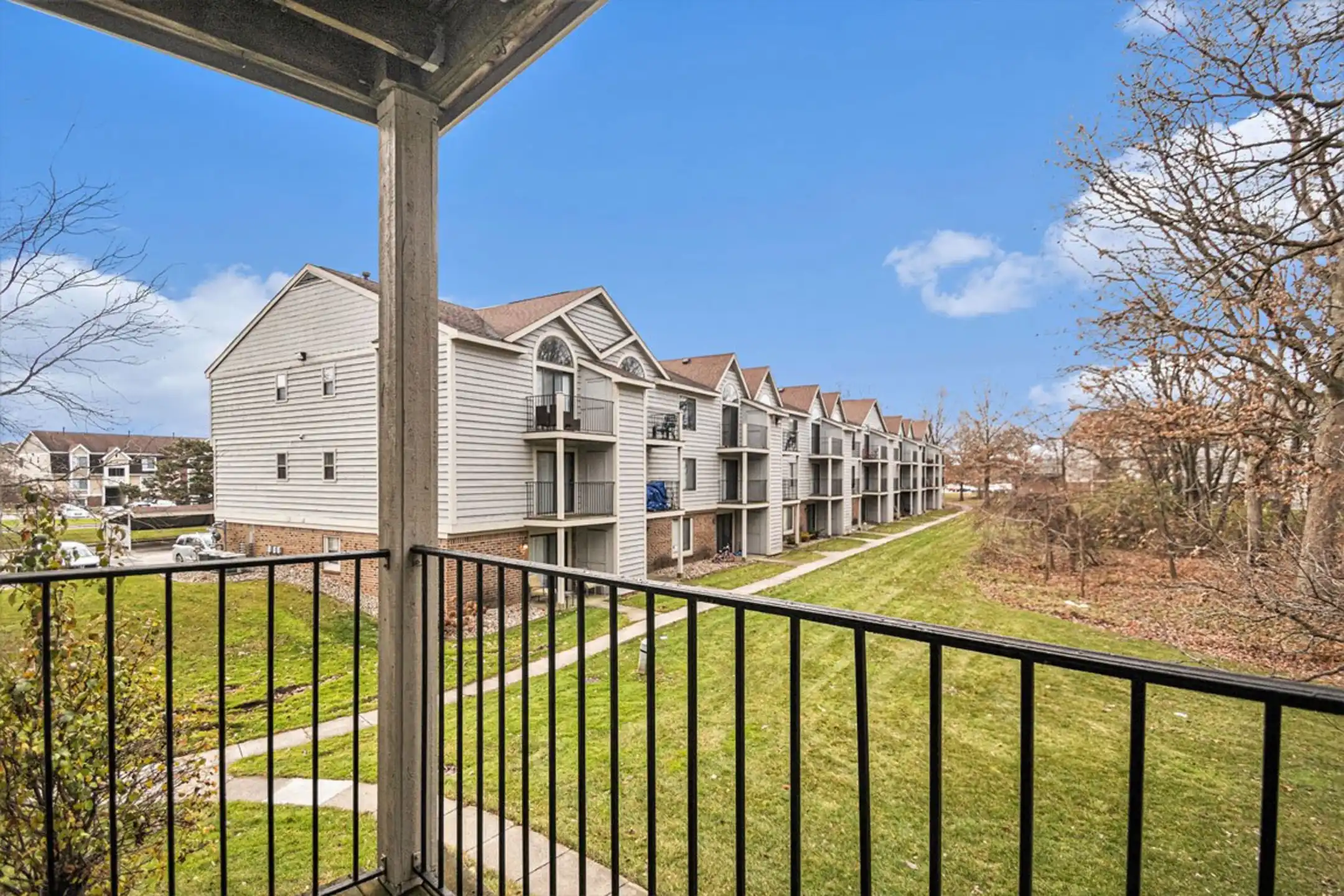 Indian Lakes 5726 Seneca Dr Mishawaka, IN Apartments for Rent Rent.