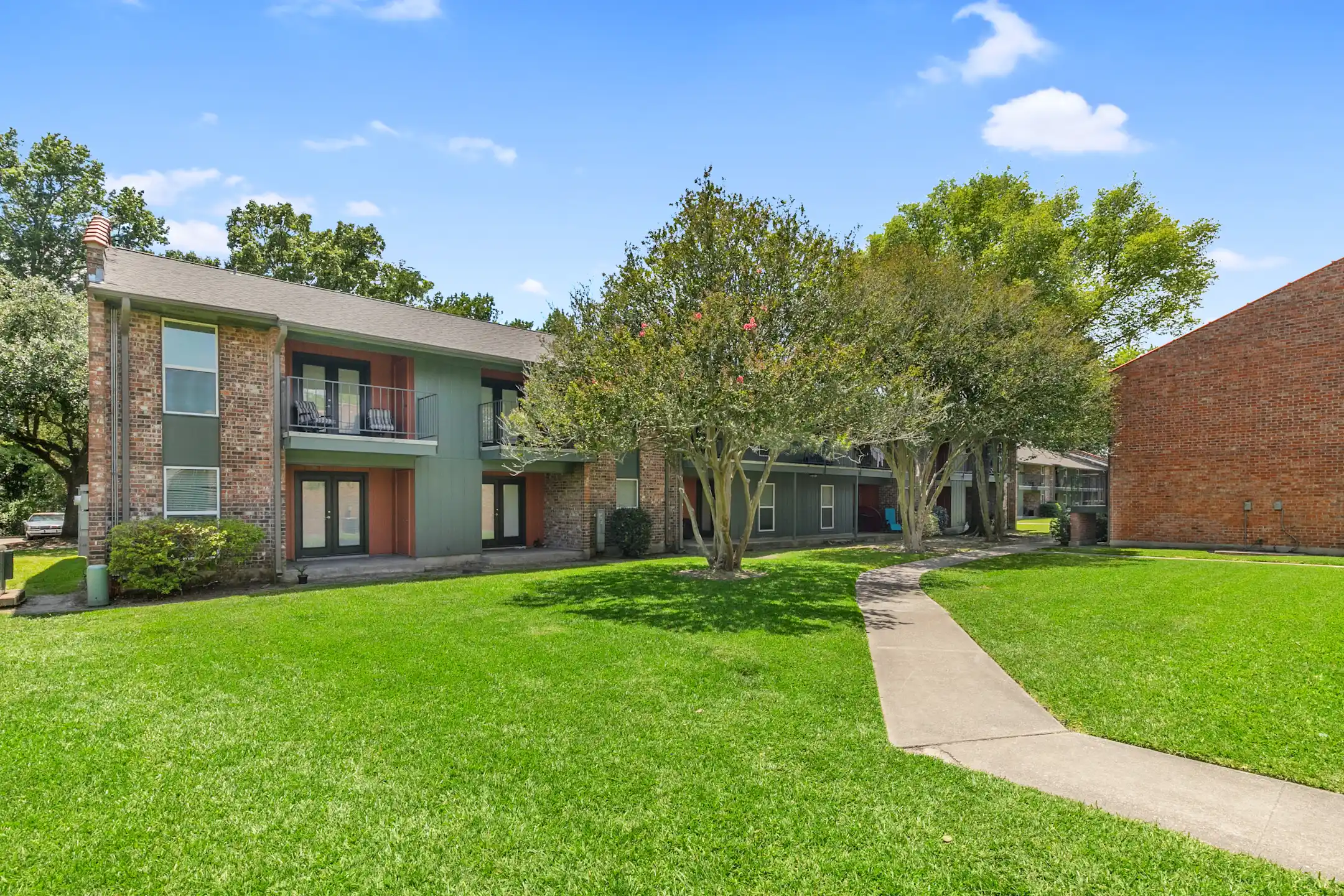 Siegen Calais 8363 Siegen Ln Baton Rouge, LA Apartments for Rent