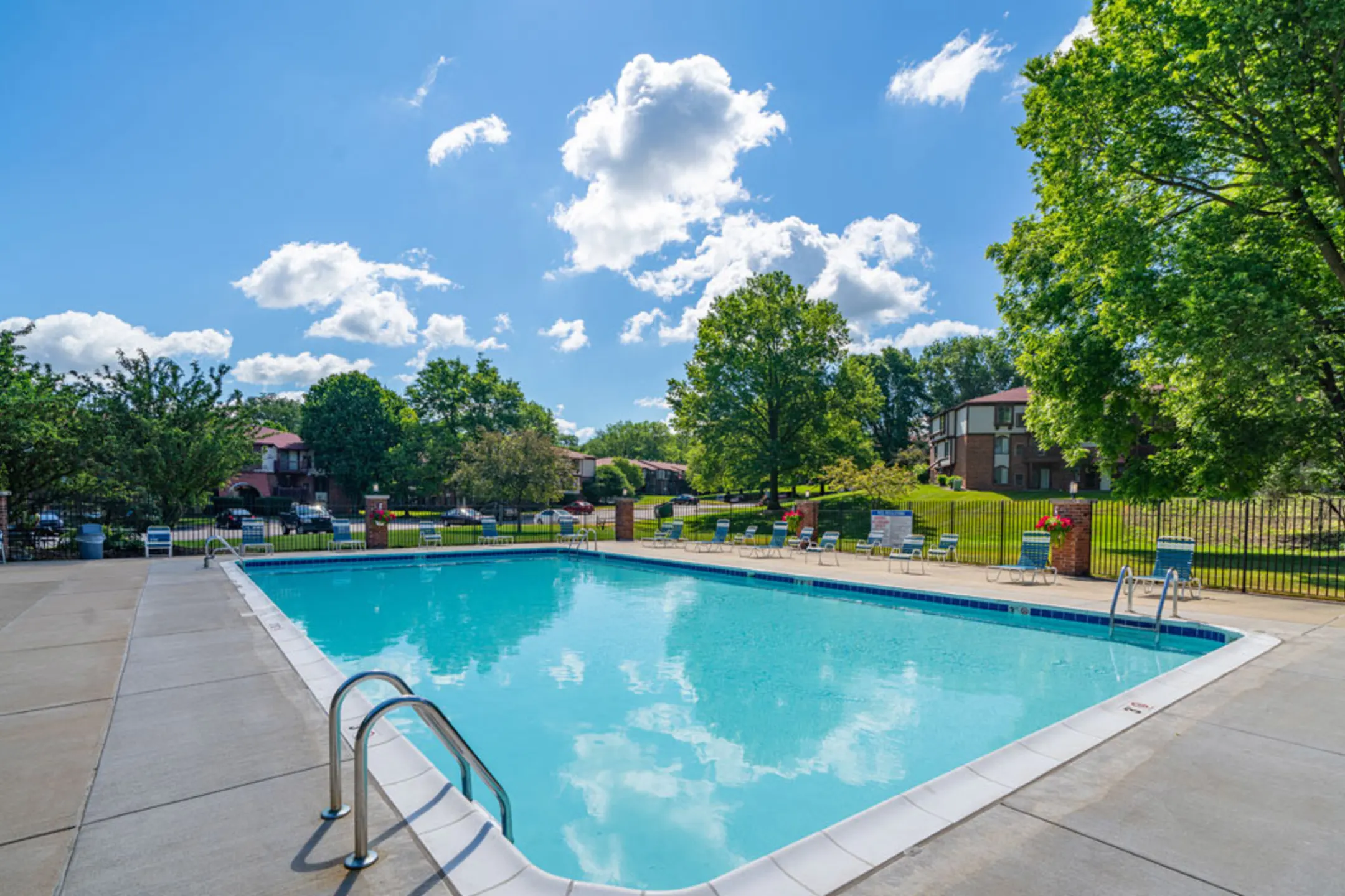 Pool - Old Farm Apartments - Elkhart, IN