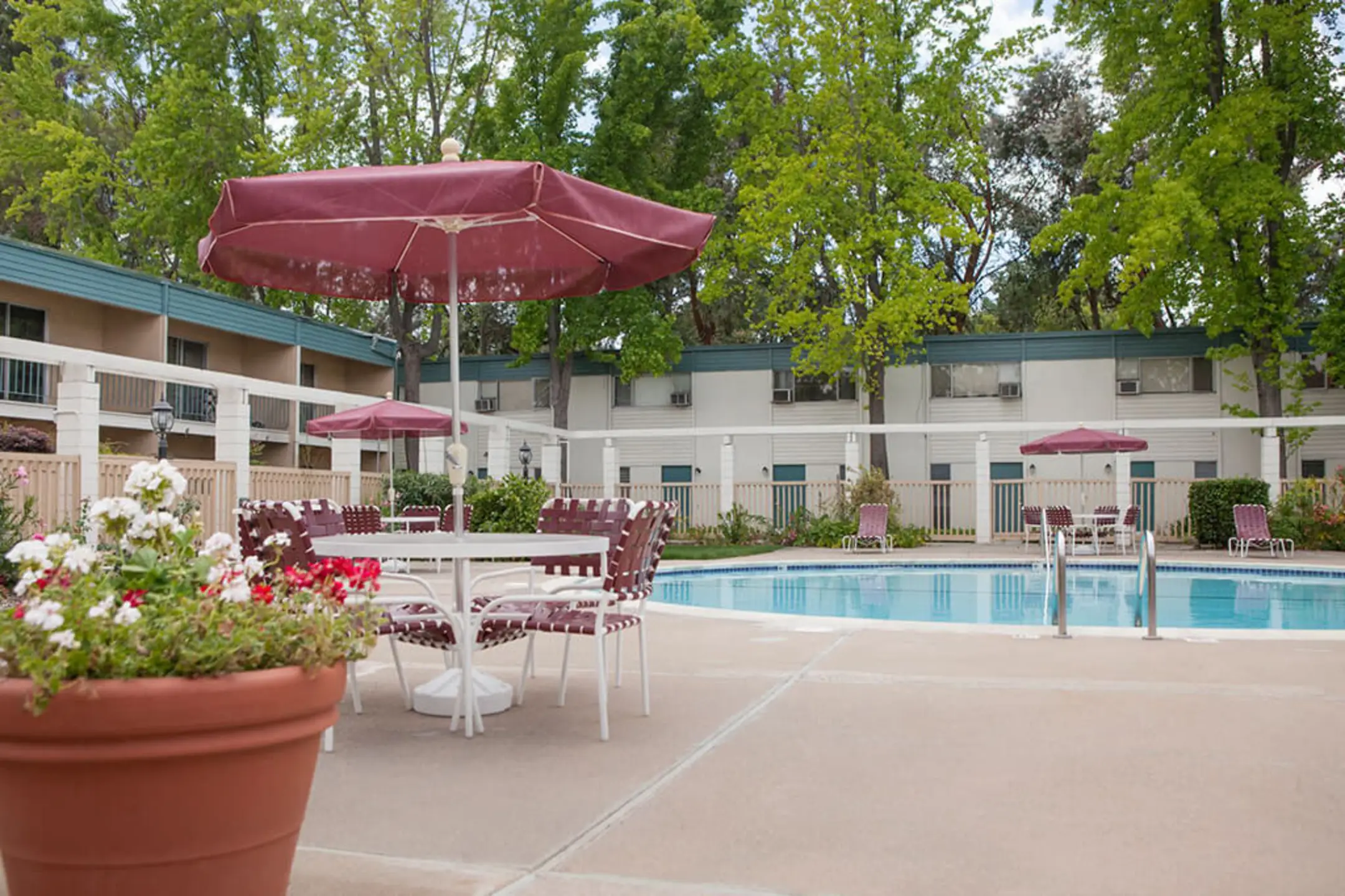 Diablo Pointe Apartment Homes 1450 Creekside Dr Walnut Creek, CA