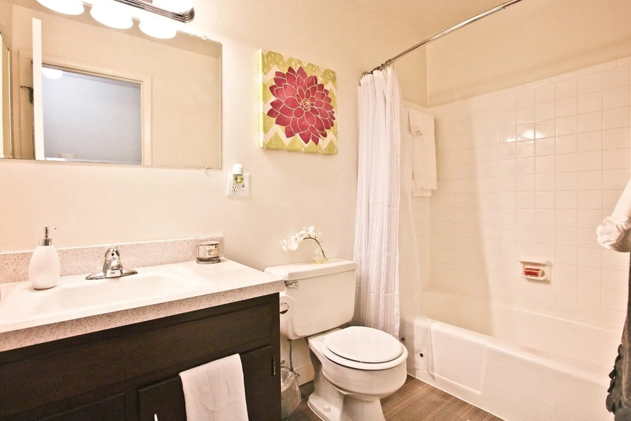 Bathroom - Middletown Valley - Middletown, MD