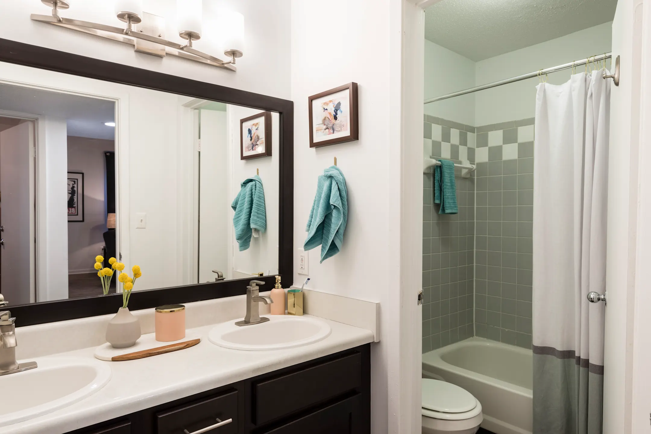 The Monroe Apartments Bloomington, IN 47401