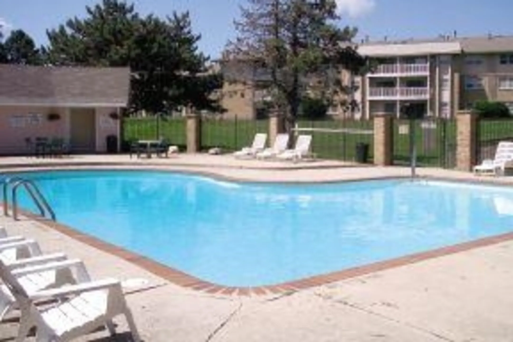 Pool - Woodland West Condominium Rentals - West Des Moines, IA