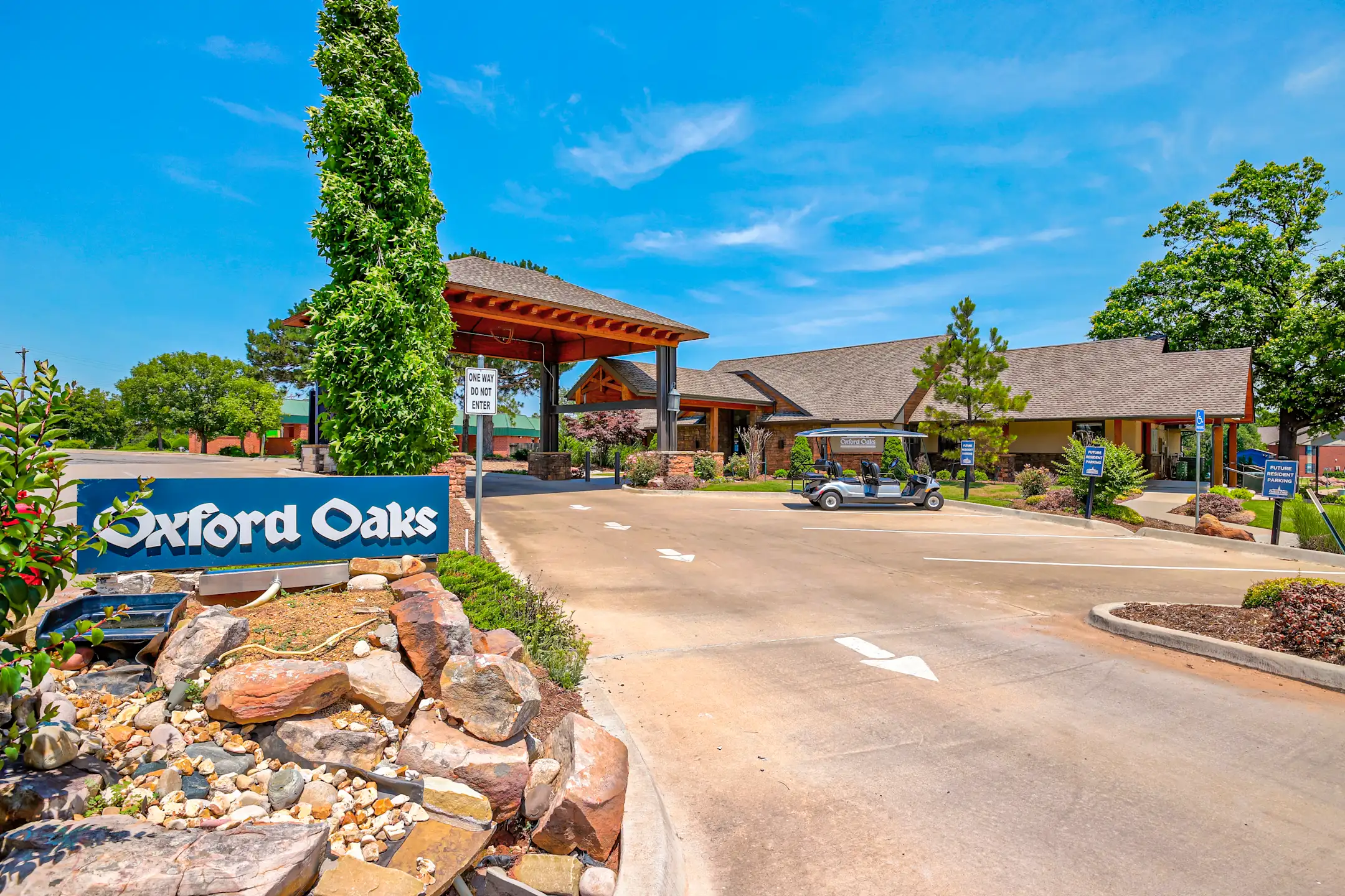 Oxford Oaks 1920 E 2nd St Edmond, OK Apartments for Rent Rent.