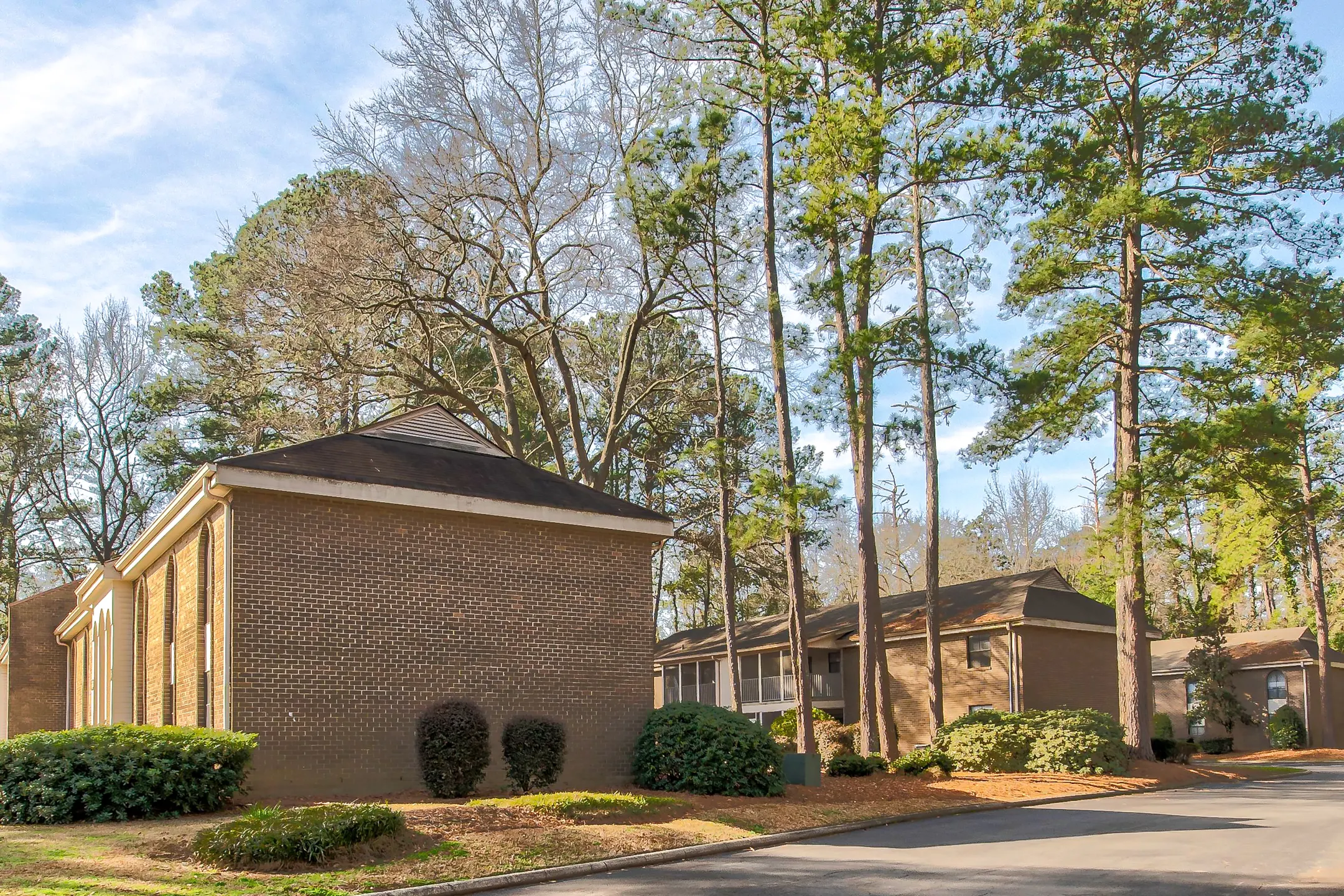 Granby Oaks - 800 State St | West Columbia, SC Apartments for Rent | Rent. 