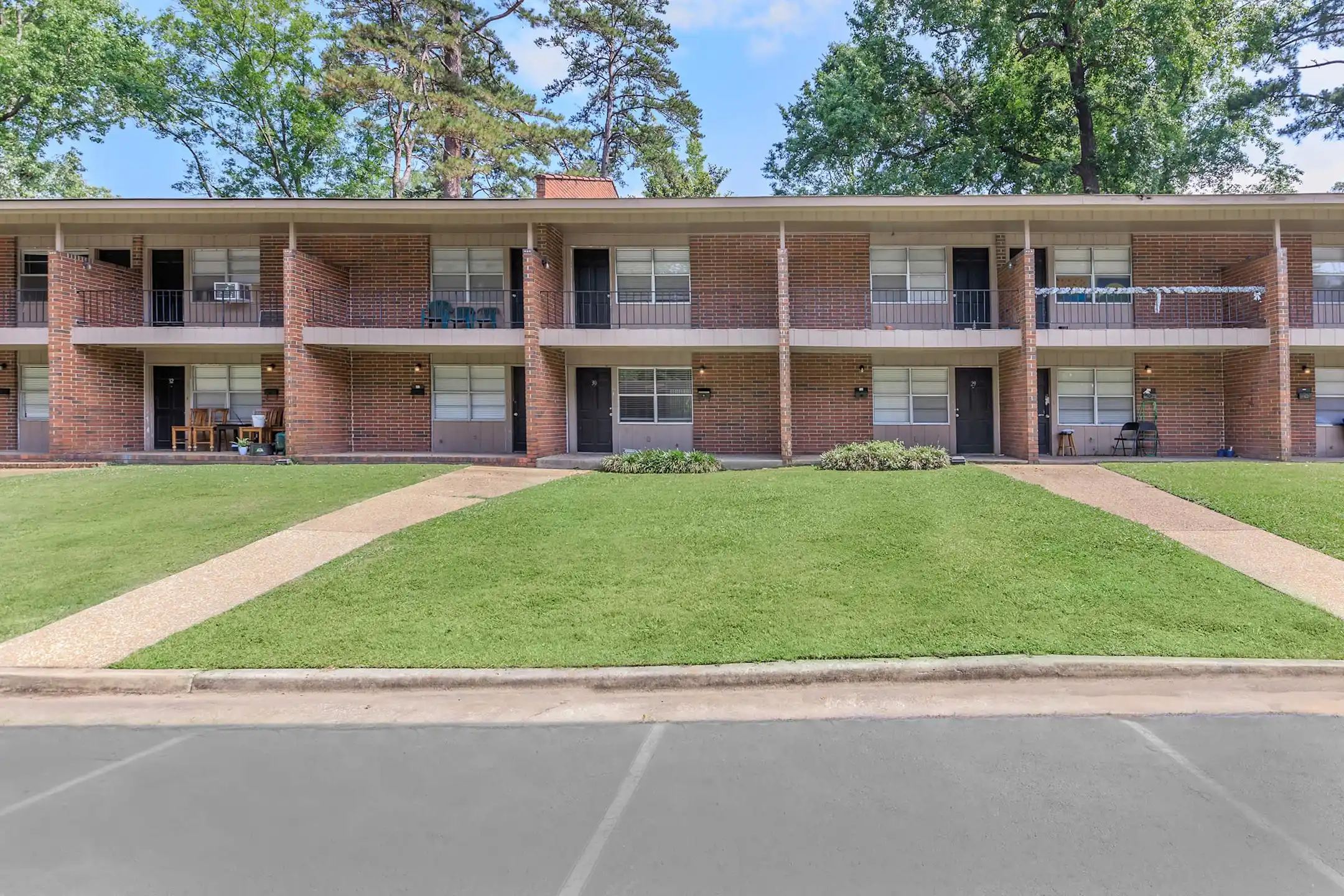 Riverwalk Townhomes At Wedgefield Court Apartments Columbus, GA 31903