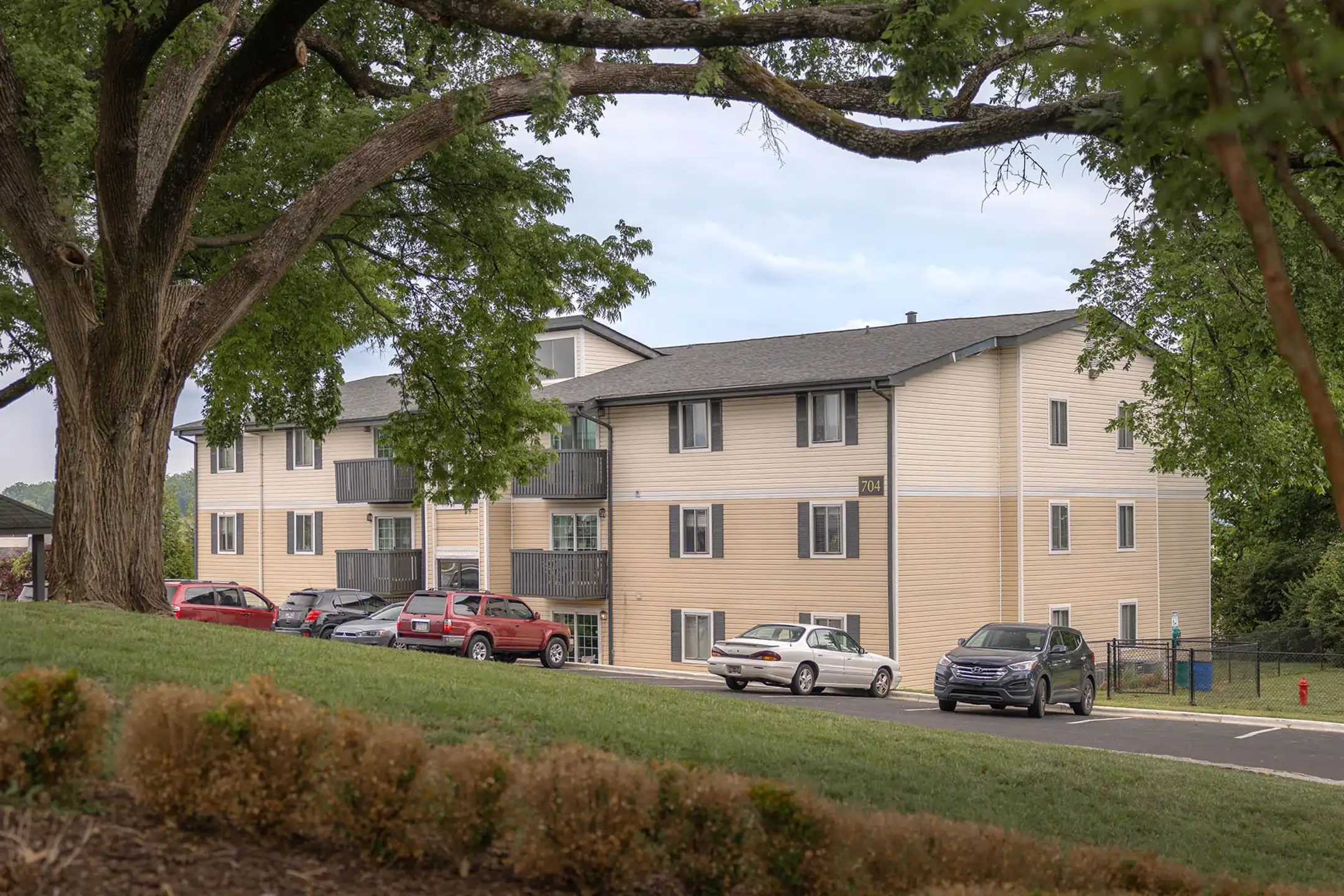 Riverview North Apartments Chattanooga, TN 37405