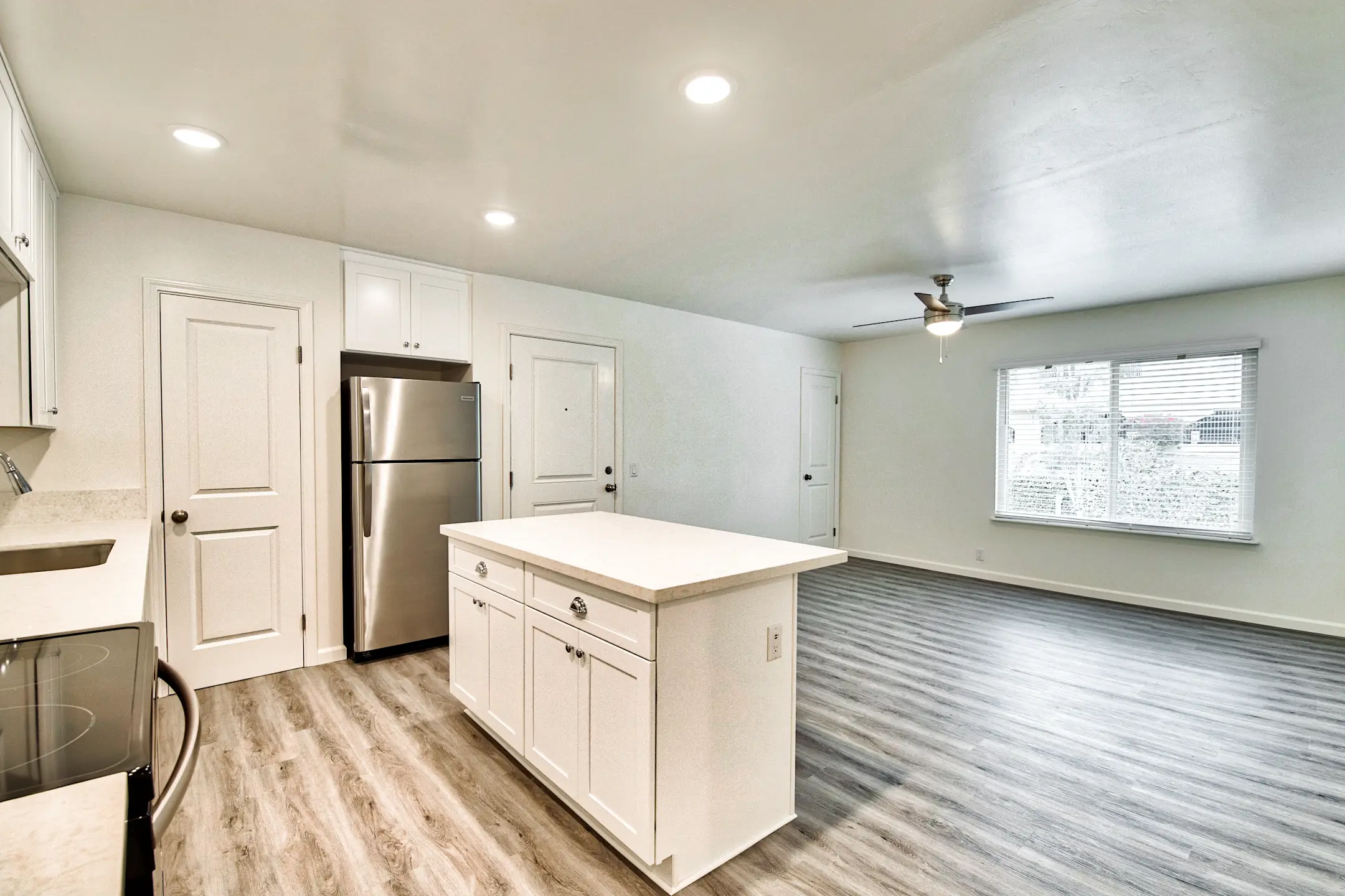 Village View Apartments San Diego, CA 92122