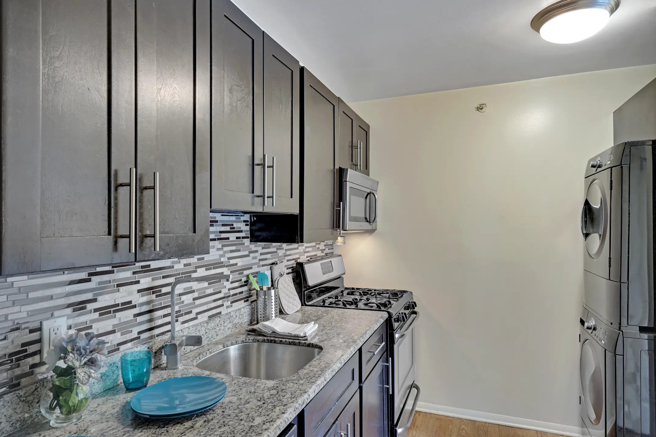 The Grand Cherry Hill Apartment Homes 1900 and 1920 Frontage Road