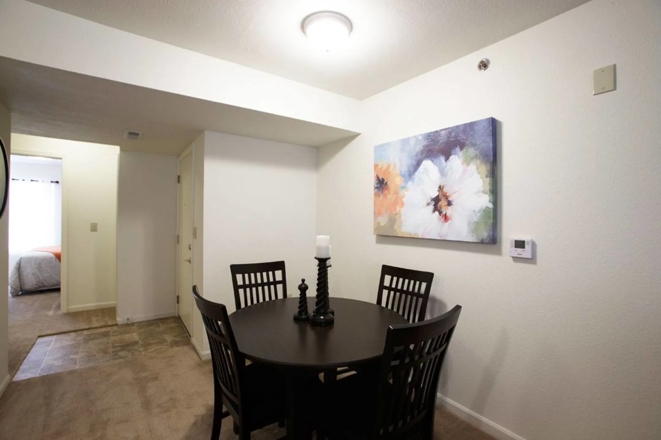 Dining Room - Limestone Creek Apartment Homes - Madison, AL