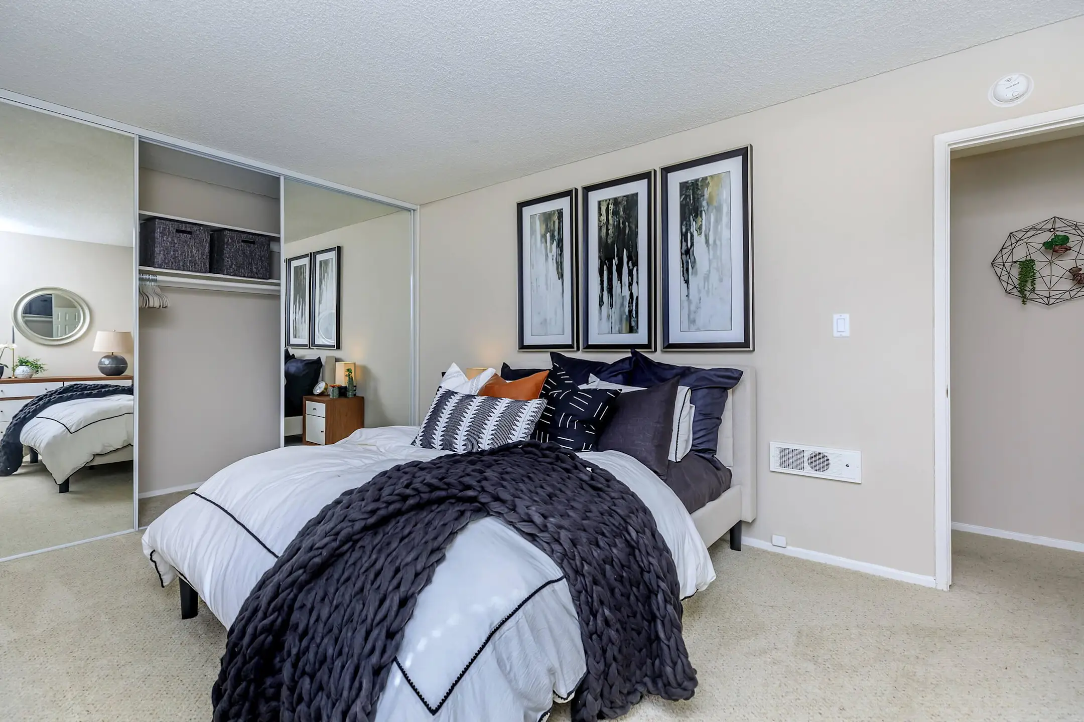Bedroom - Wateridge Apartment Homes - Anaheim, CA