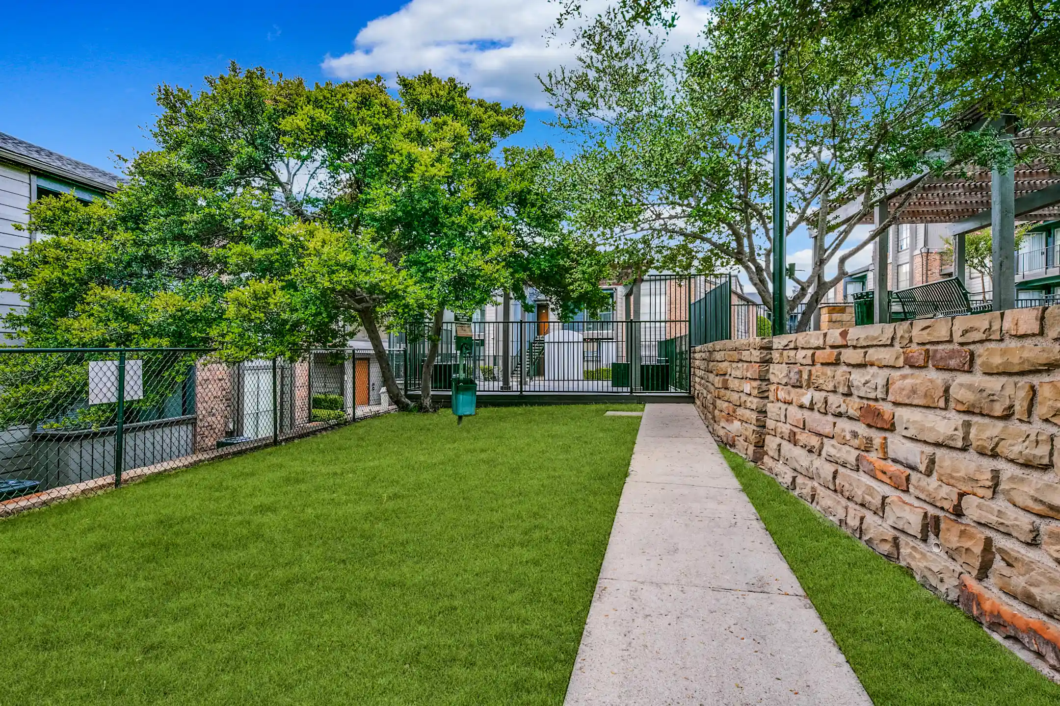 Forest Ridge Apartments 8850 Fair Oaks Crossing Dallas, TX