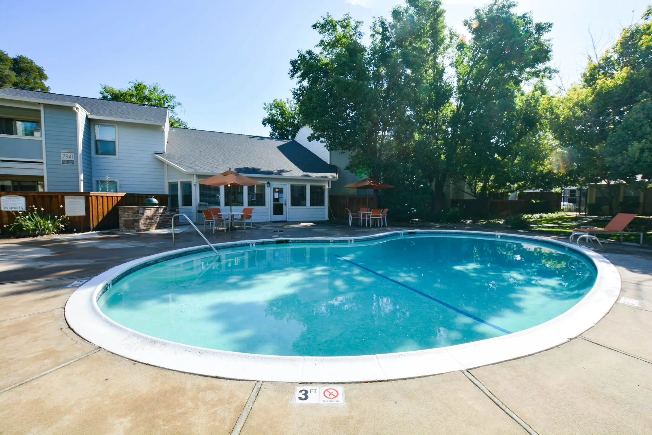 Pool - Creekside Colony - Citrus Heights, CA