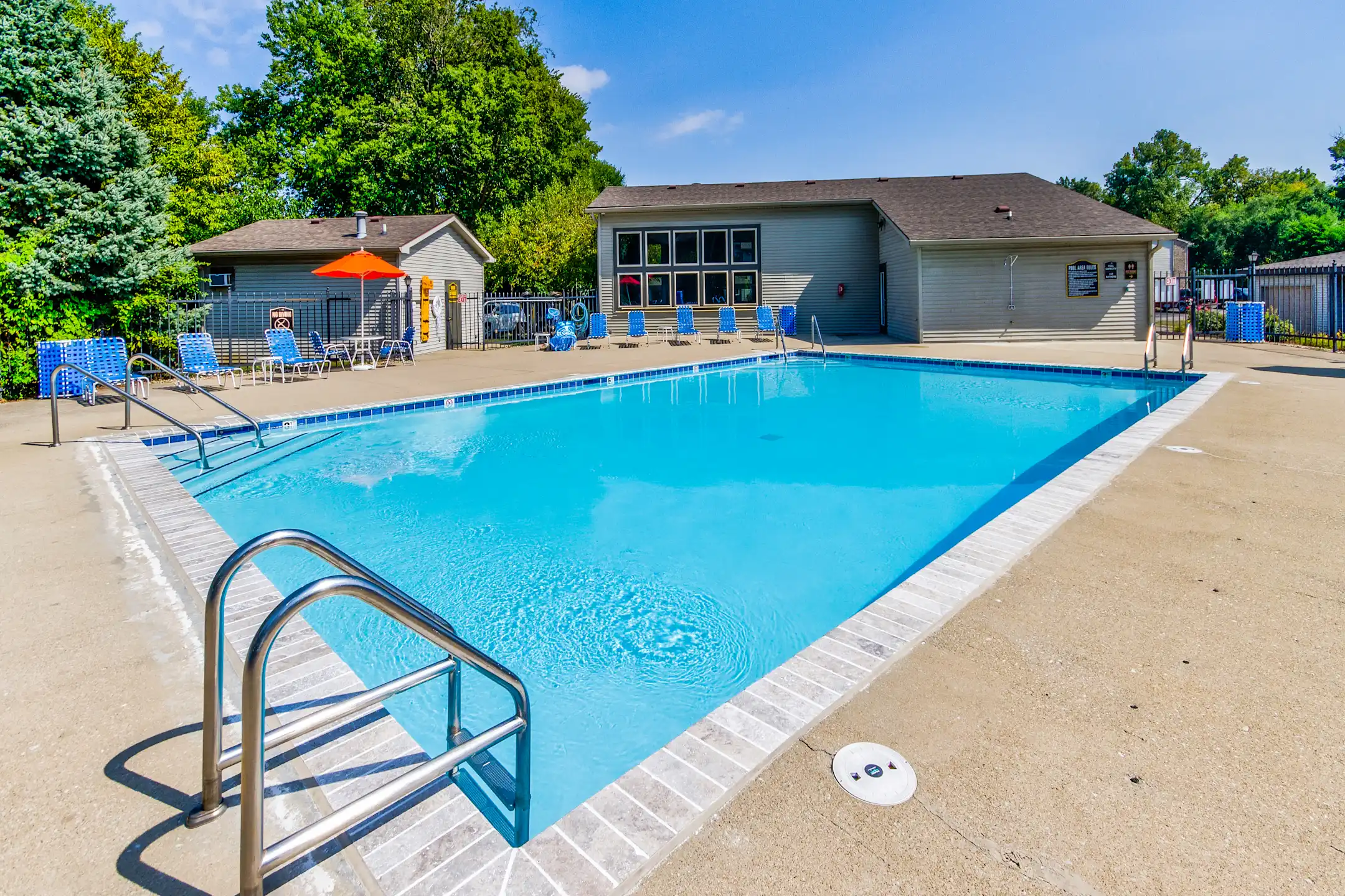 Creek Bay At Meridian Woods Apartments Indianapolis, IN 46217