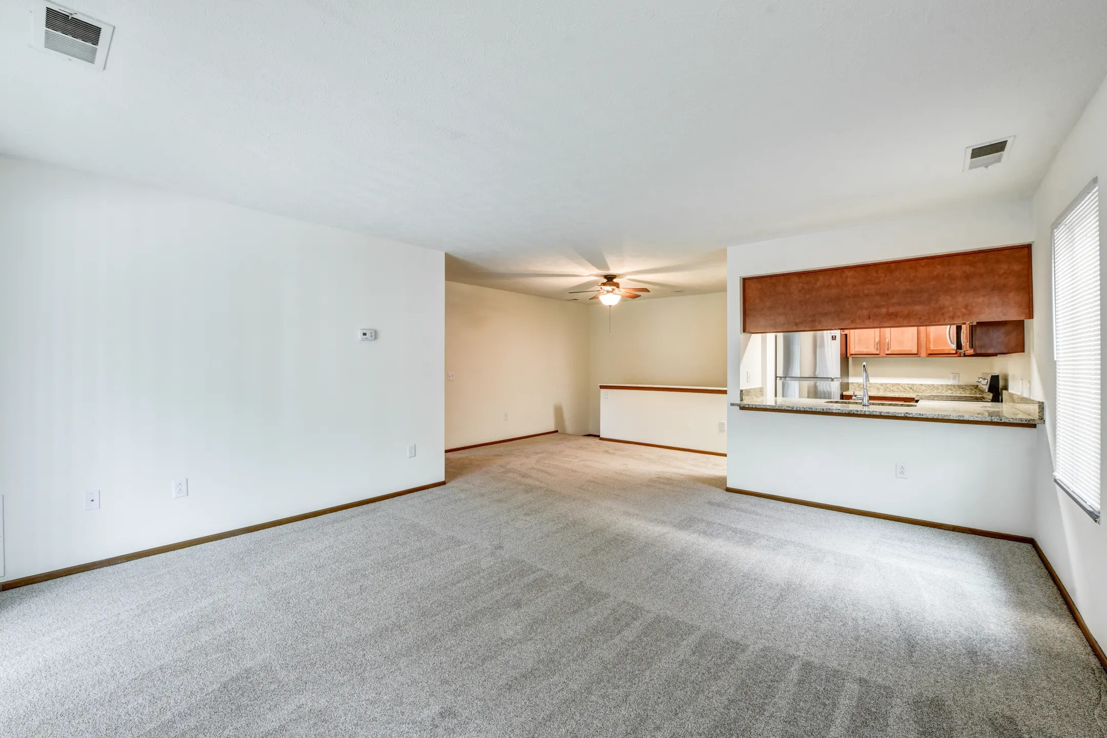 Living Room - Parkridge Apartments - Cleveland, OH