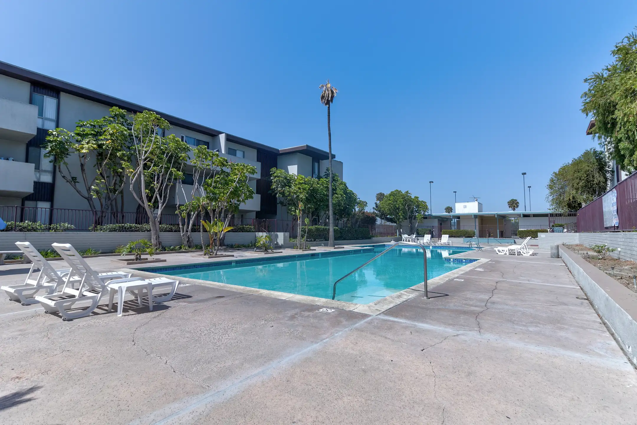 Paradise Garden 6479 Atlantic Ave Long Beach, CA Apartments for Rent Rent.