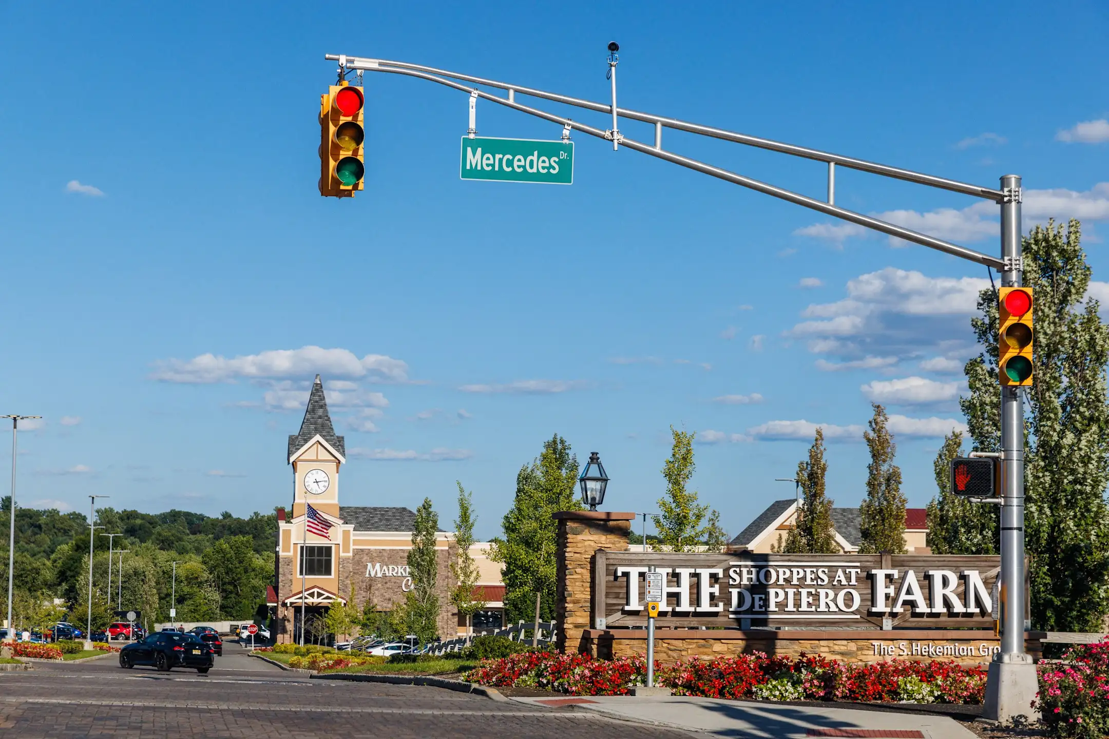 The District Apartments Montvale, NJ 07645