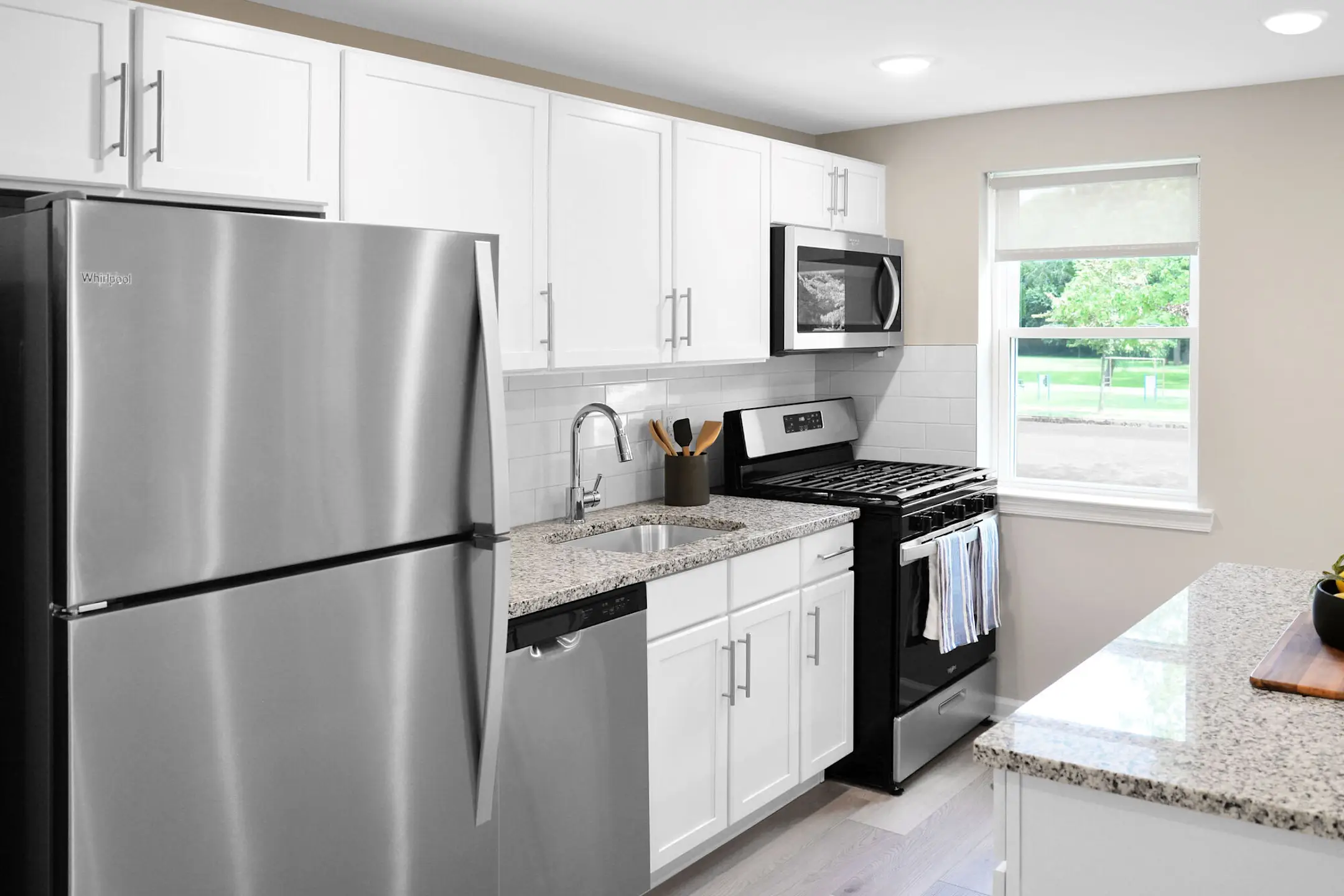 Brookside Gardens 129 Mercer St Somerville, NJ Apartments for Rent