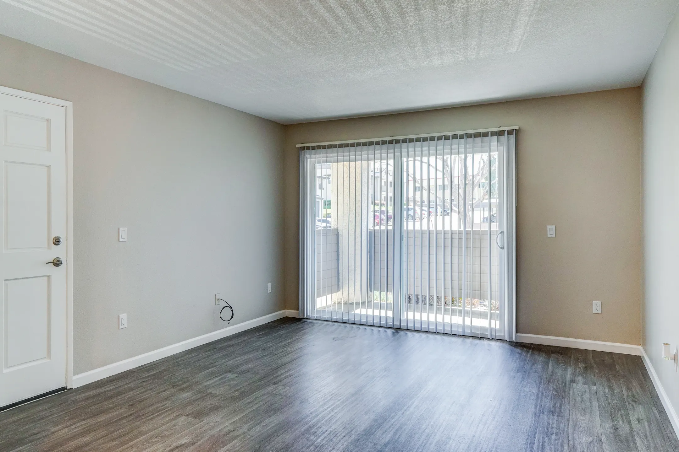 Lincoln Park Apartments Apartments Corona, CA 92882