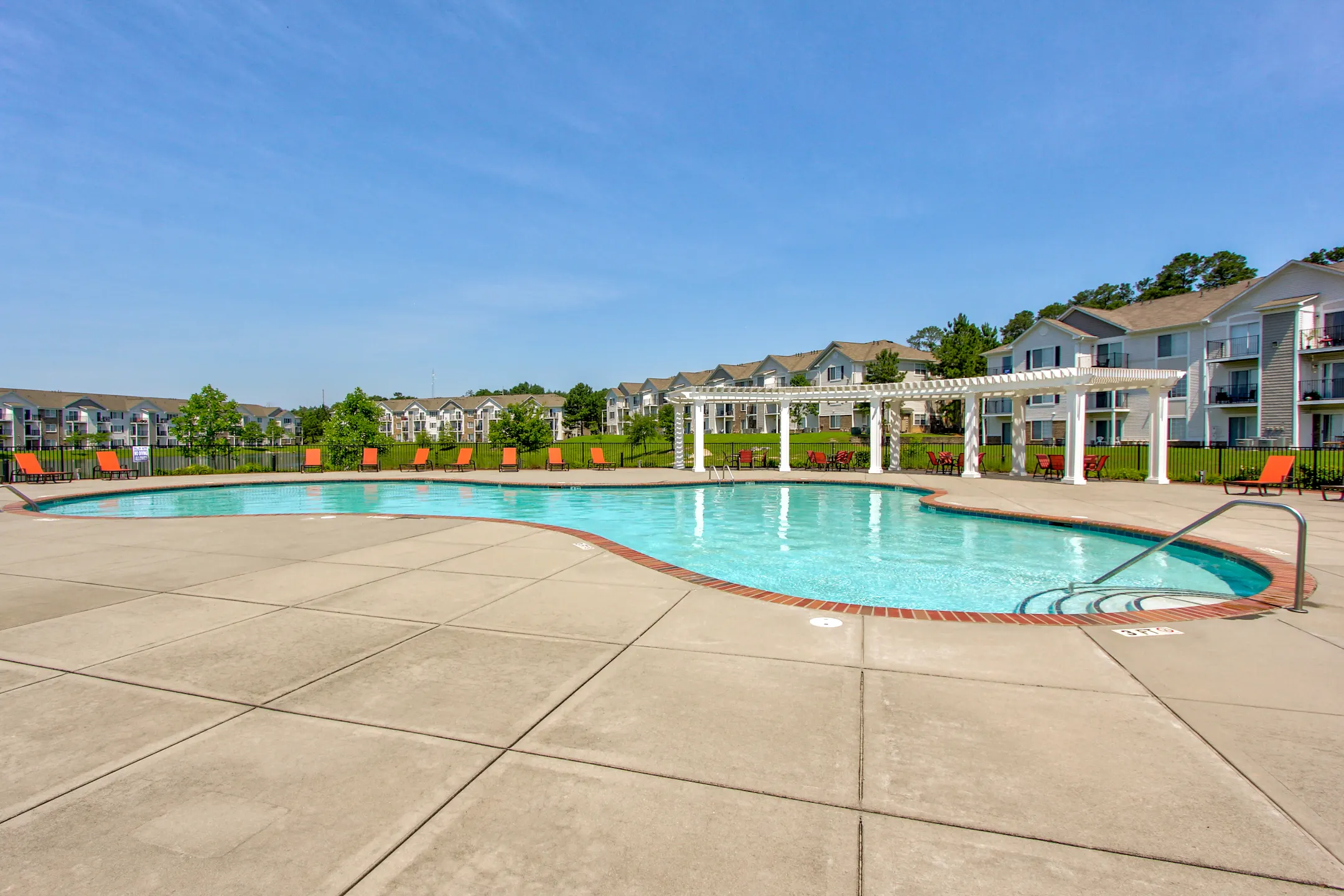 Killian Lakes Apartments & Townhomes 1800 Killian Lakes Dr Columbia