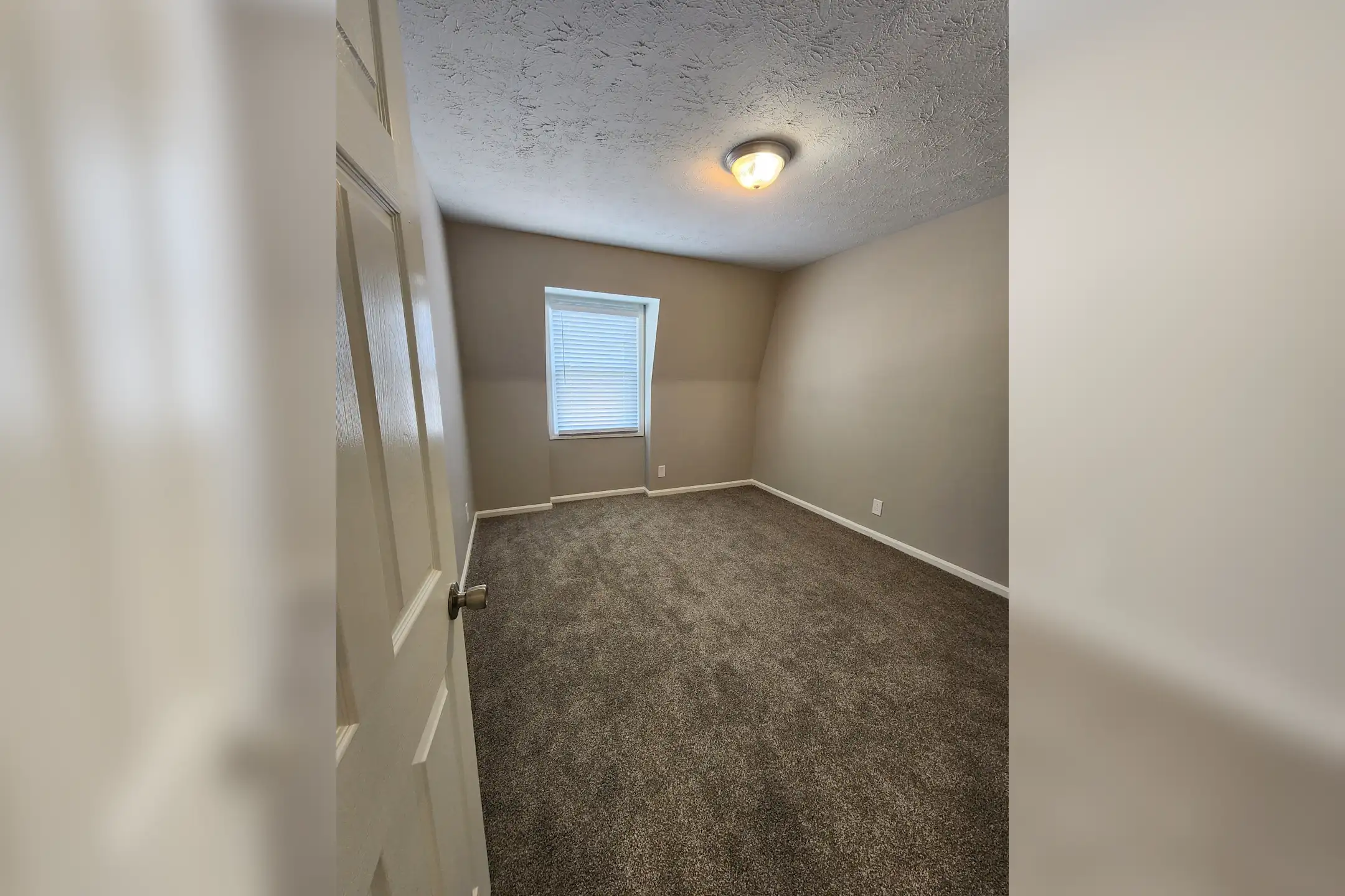 Huntley Ridge East 3201 Rd Frankfort, KY Apartments for