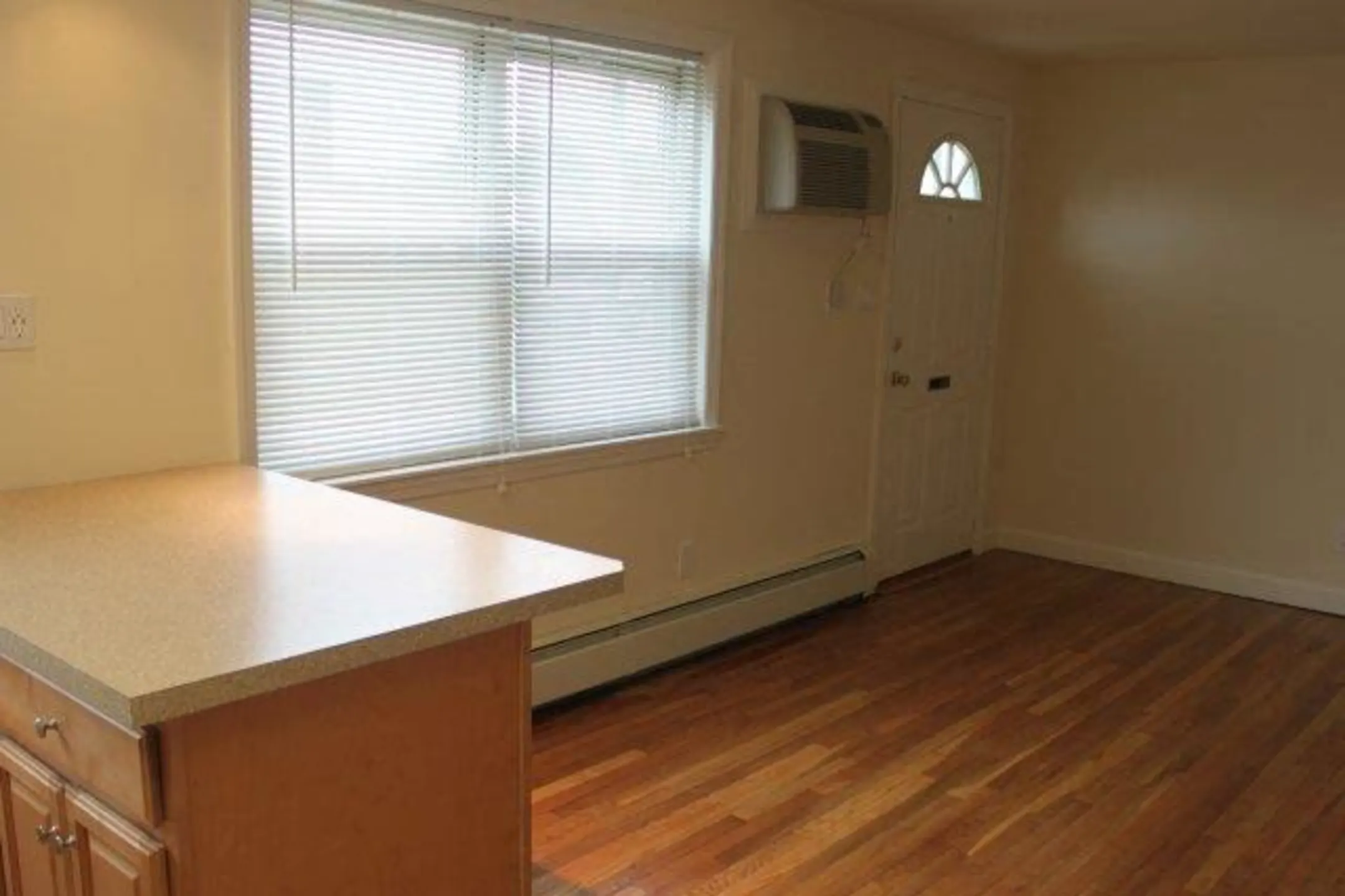 Arlington Park Apartments - 20 Ridge Park Dr | North Arlington, NJ for