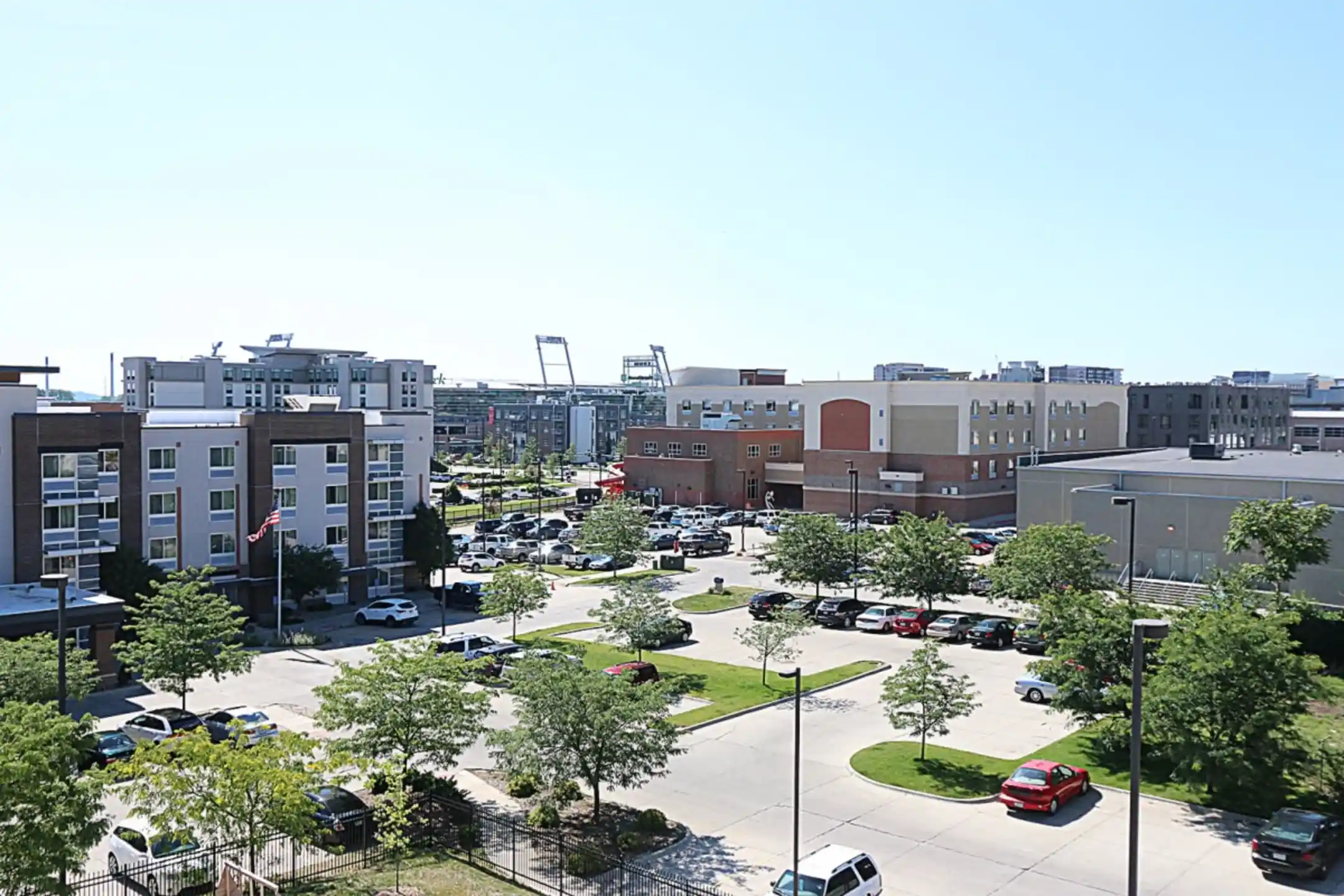 Nichol Flats Apartments Omaha, NE 68102