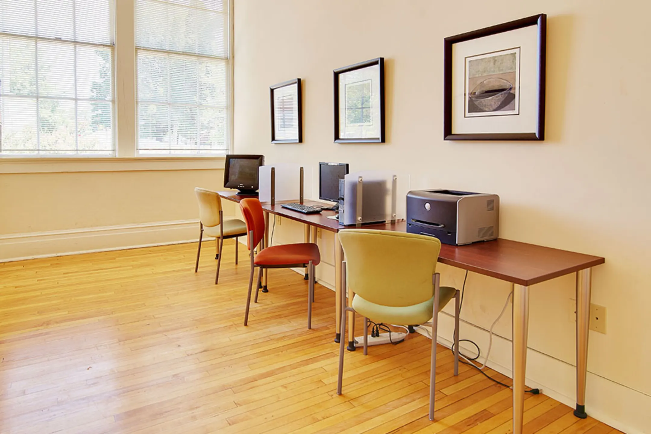 Lassiter Square Apartments Apartments Madison, NC 27025