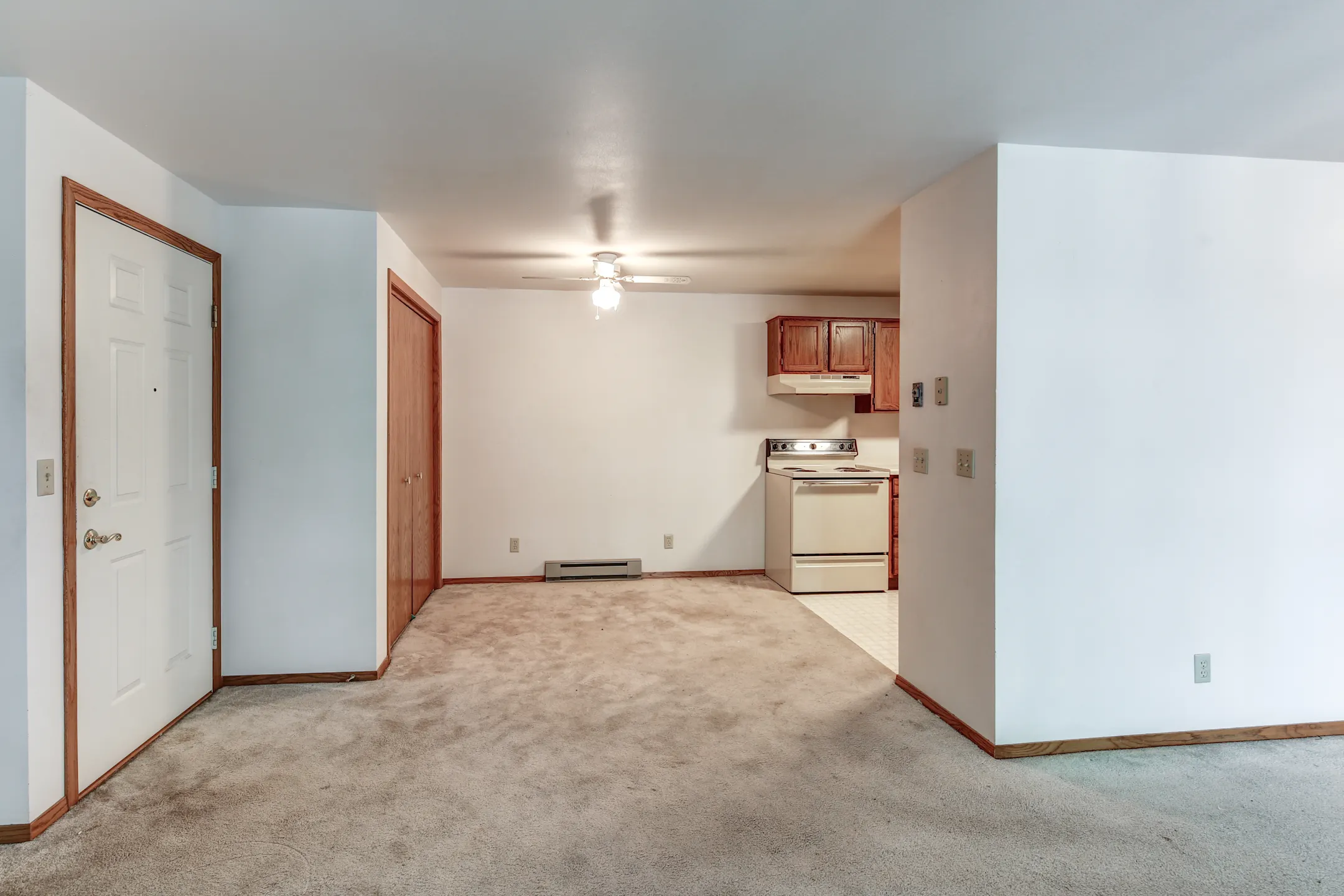 Southbreeze Apartments 624 Frances St Kaukauna, WI Apartments for