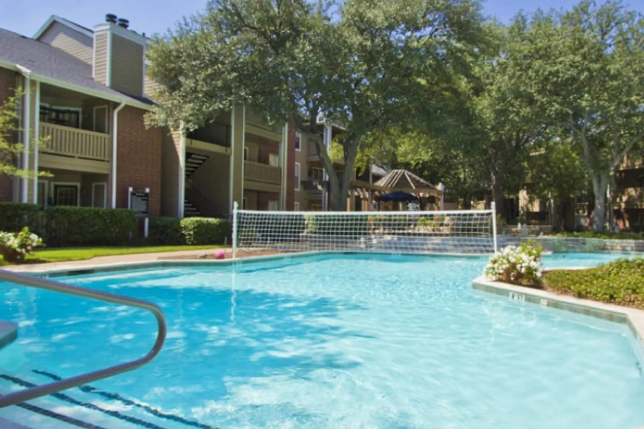 Preston Village Apartments Dallas, TX 75252