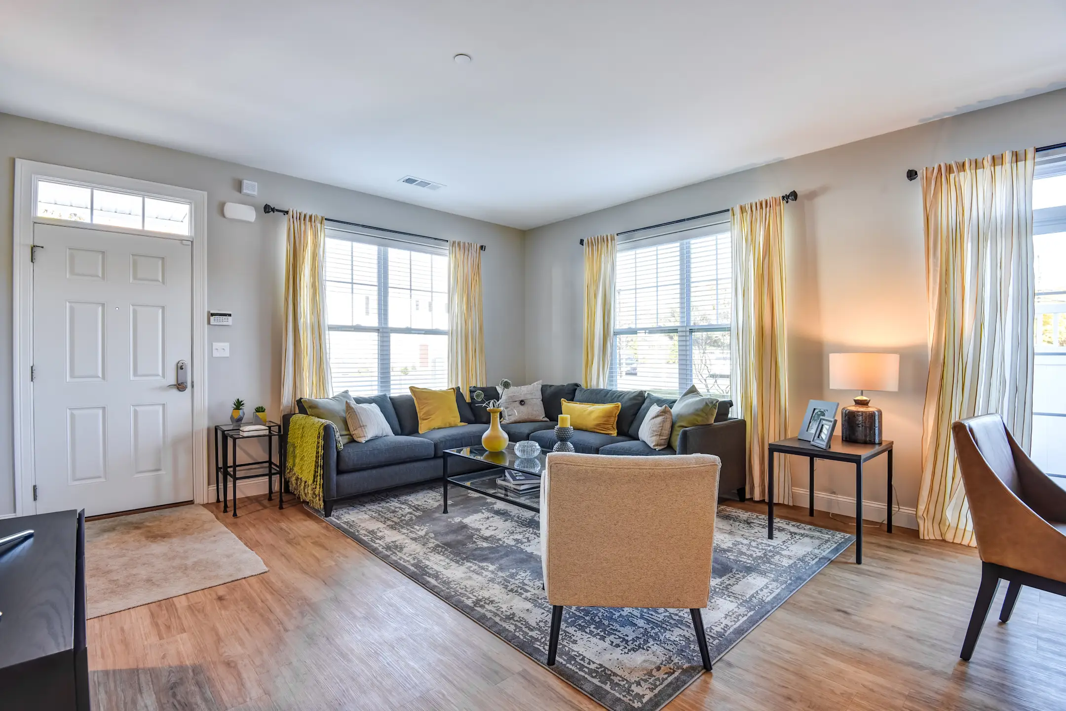 The Residences at Oakland Road Apartments South Windsor, CT 06074