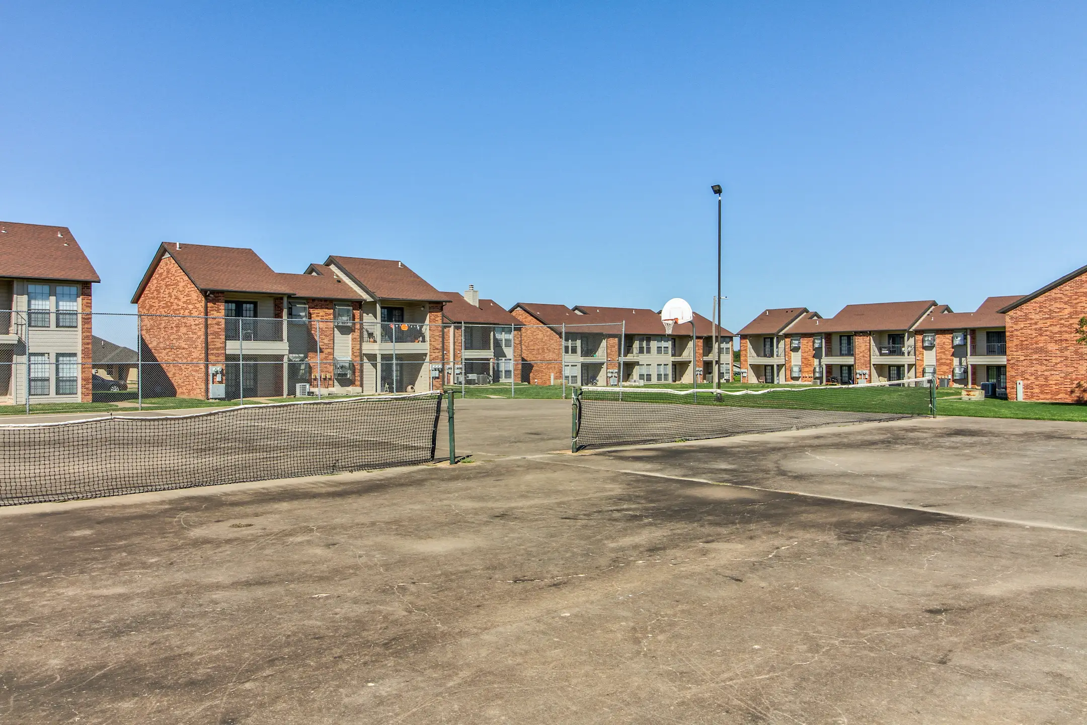 Country Club Apartments El Reno, OK 73036