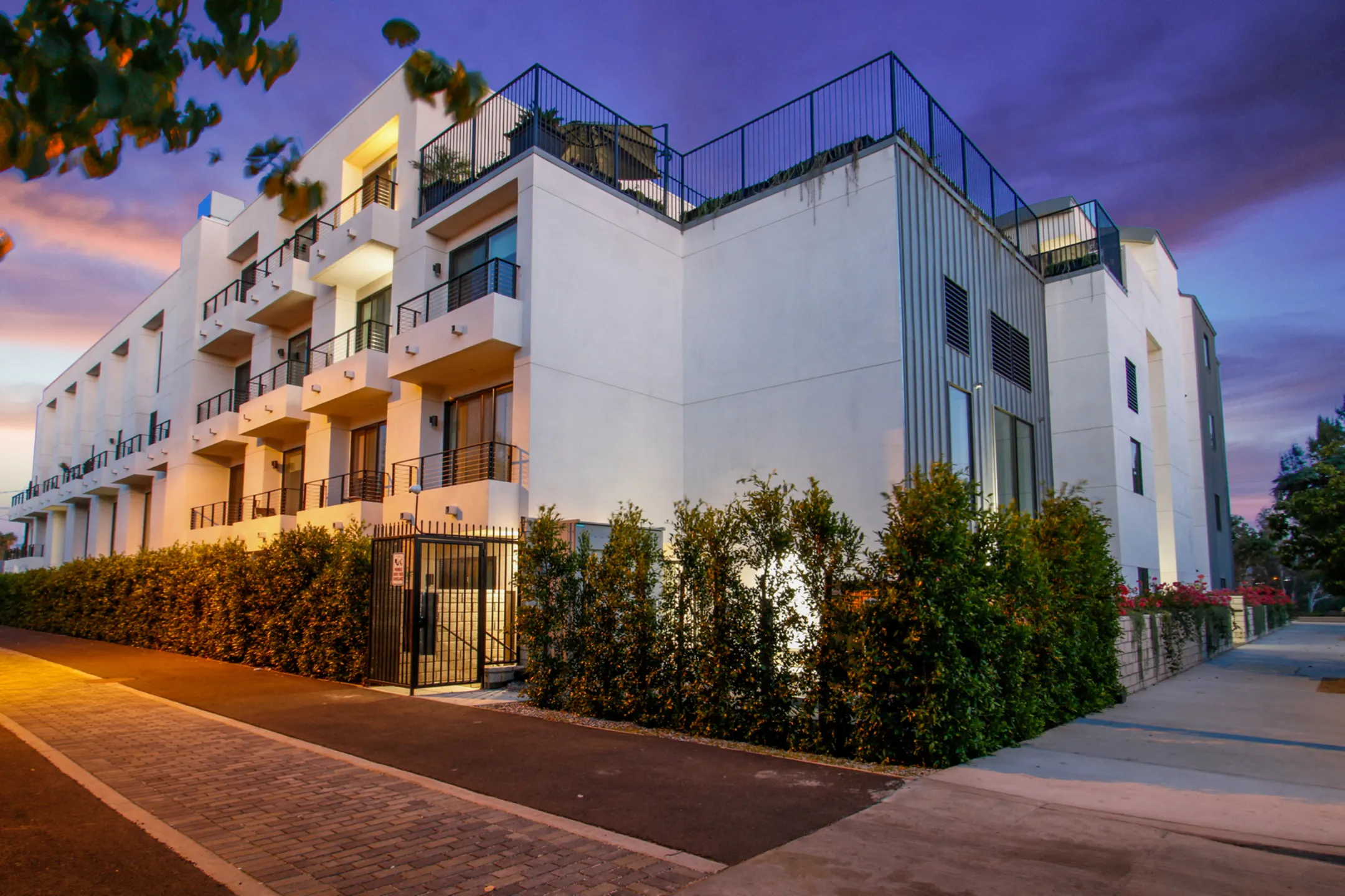 Art Set NoHo Apartments North Hollywood, CA 91601