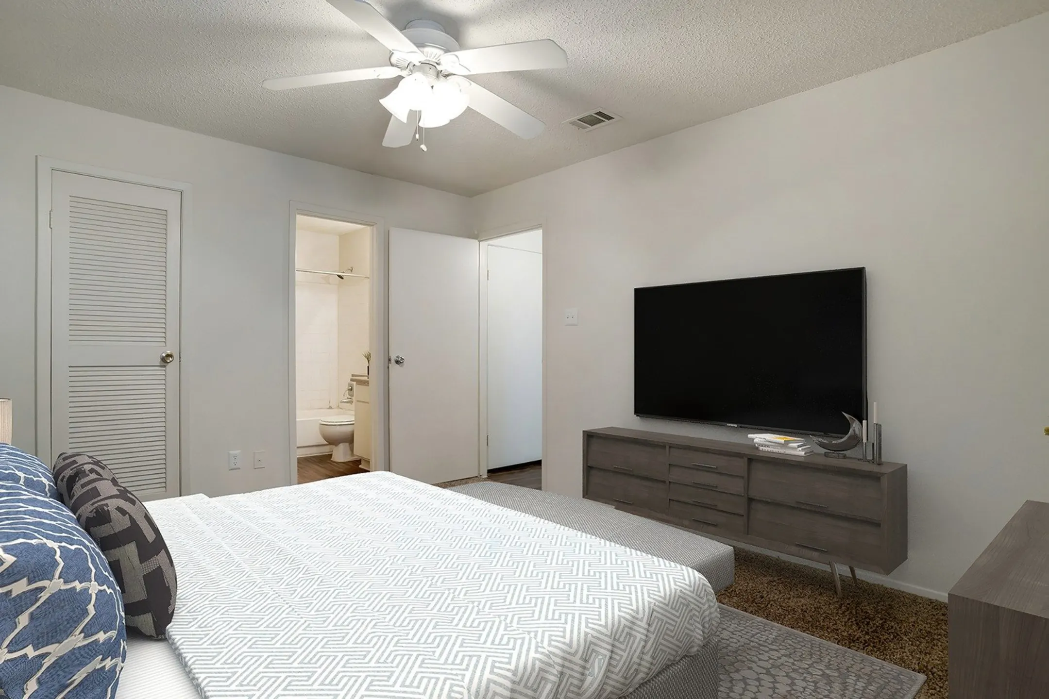 Bedroom - Pear Orchard Apartments - Ridgeland, MS