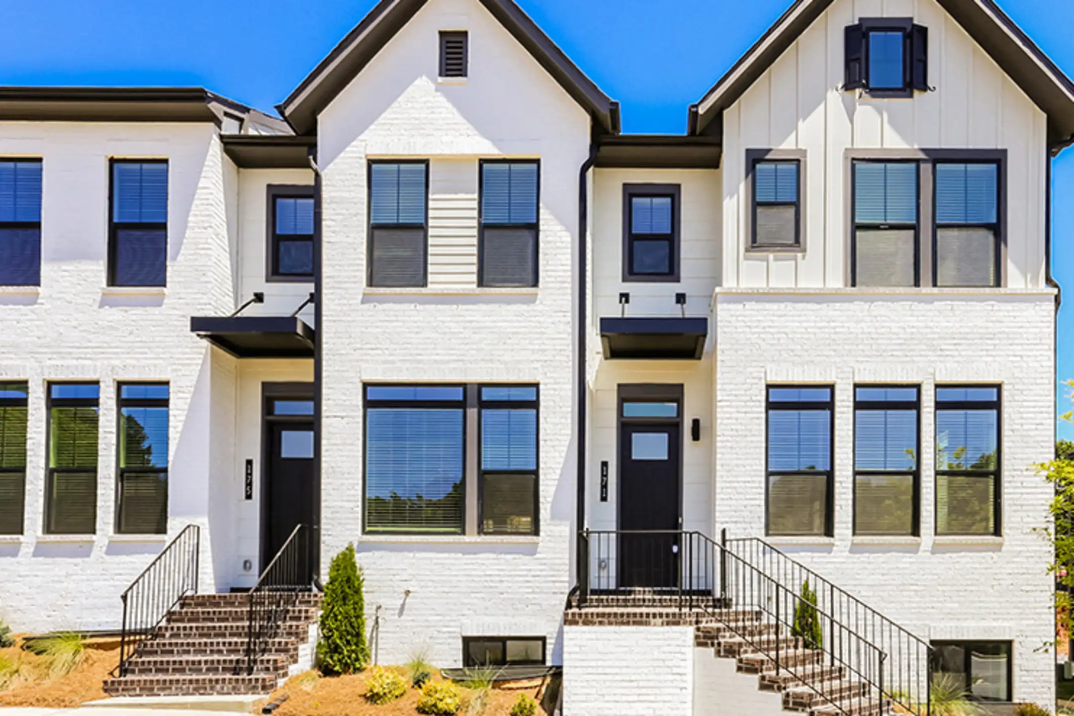 Ellison Park 400 Hannover Park Road Sandy Springs, GA Townhomes for