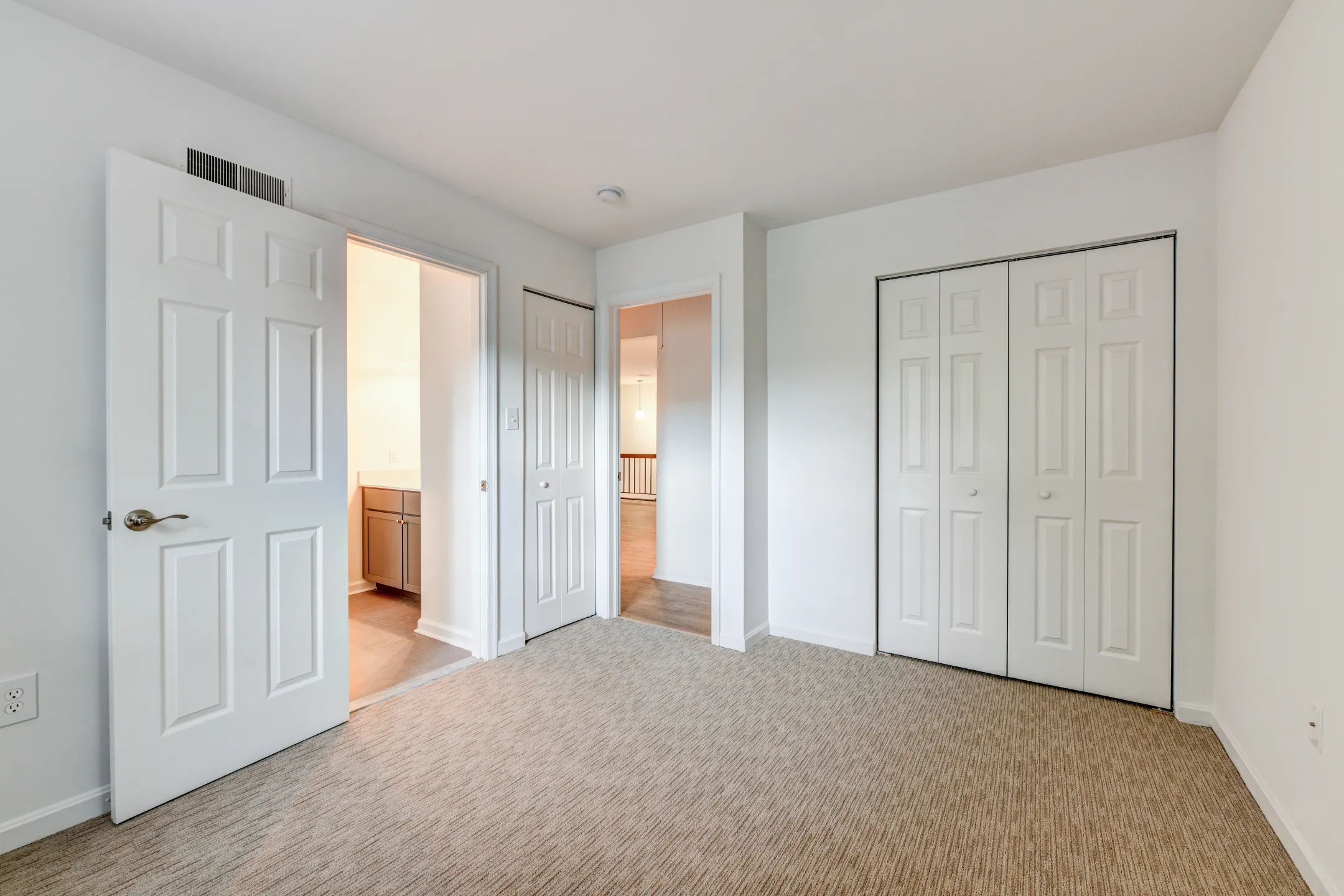 Bedroom - Westridge Gardens Luxury Rental Apartments - Phoenixville, PA