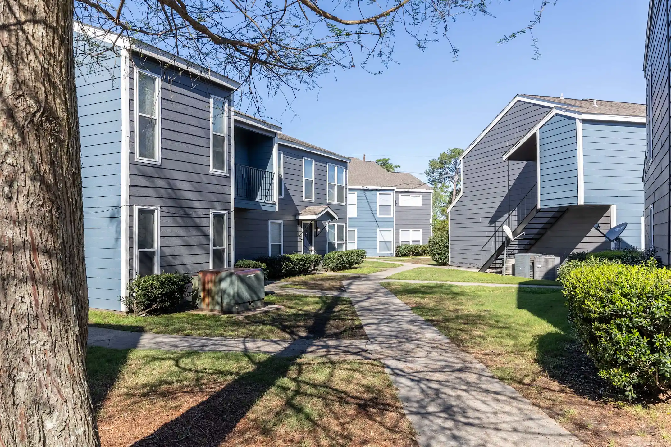 Whitney Manor Apartments Gretna, LA 70056