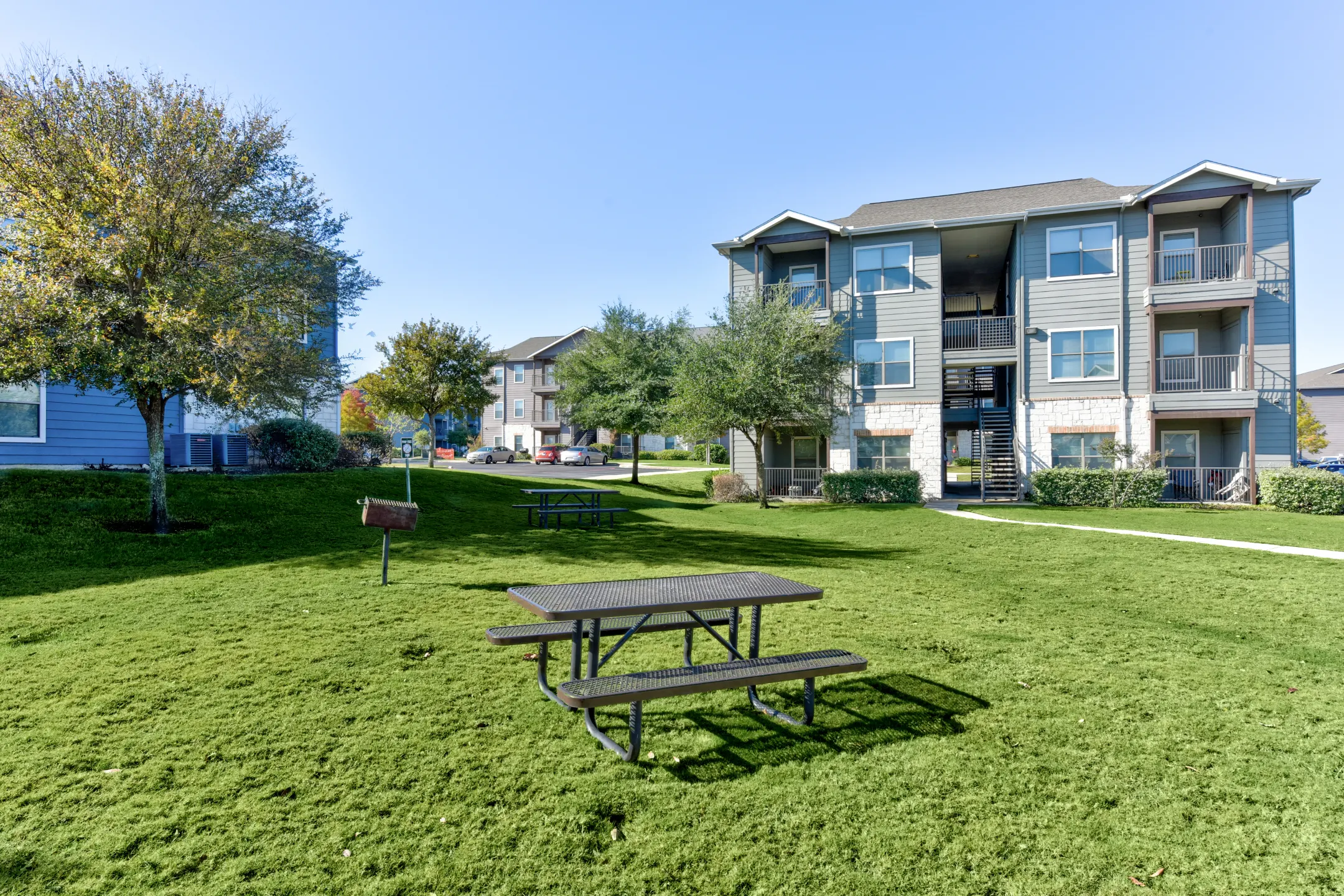 Recreation Area - Nova Vista Apartments at Woodlake - San Antonio, TX