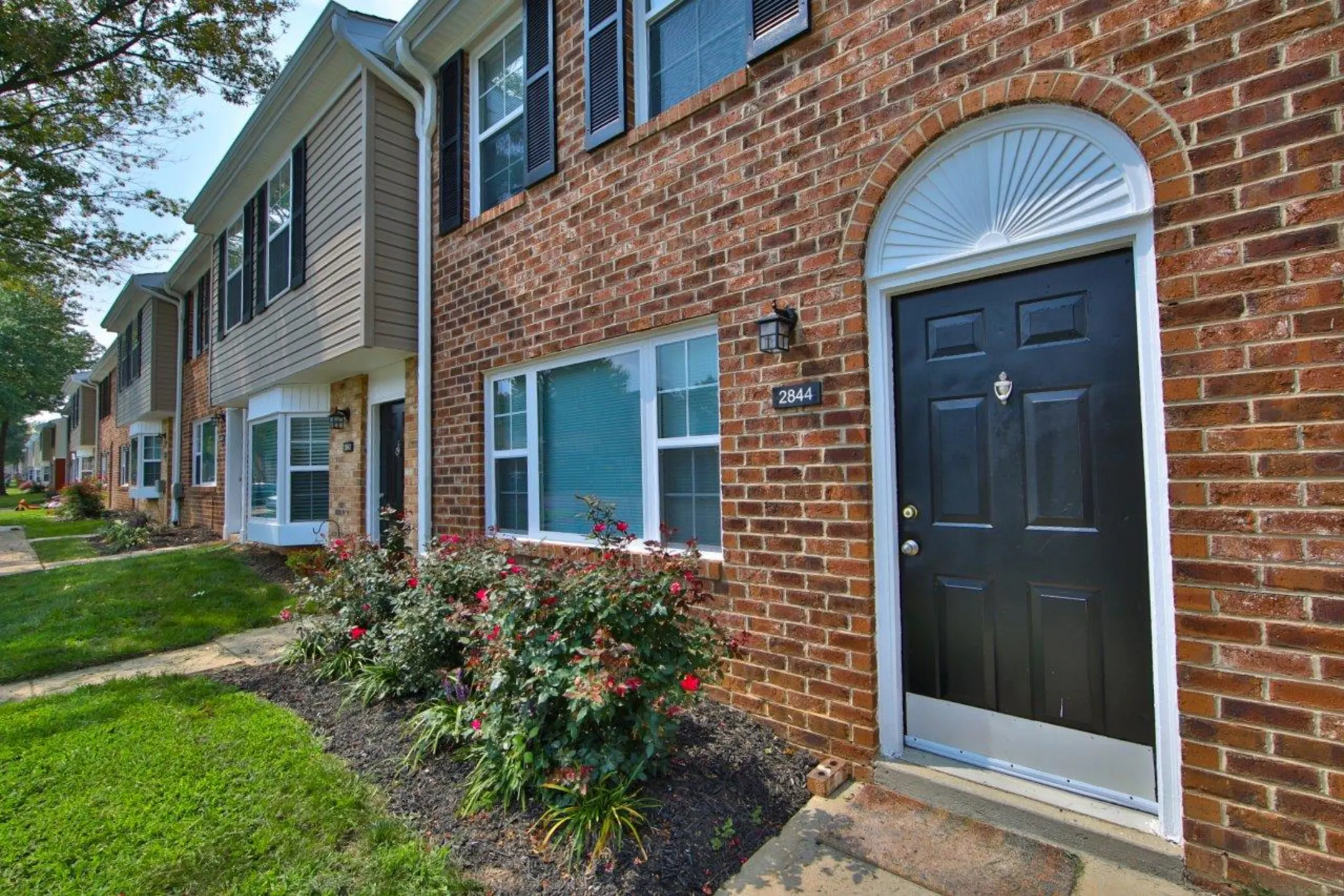 Building - The Townhomes at Diamond Ridge - Windsor Mill, MD