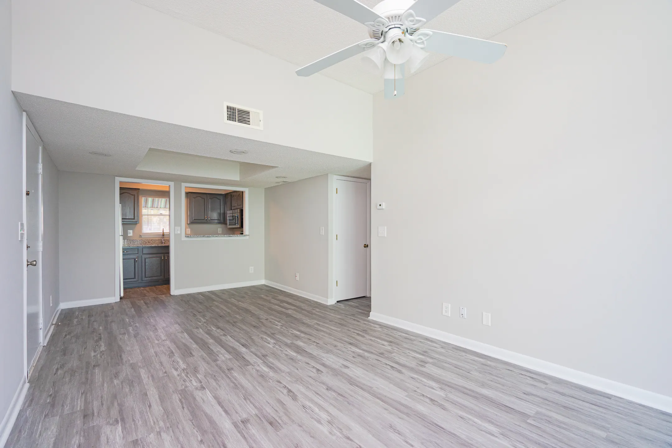 Somerset Oceanside Apartments - Fort Walton Beach, FL 32548