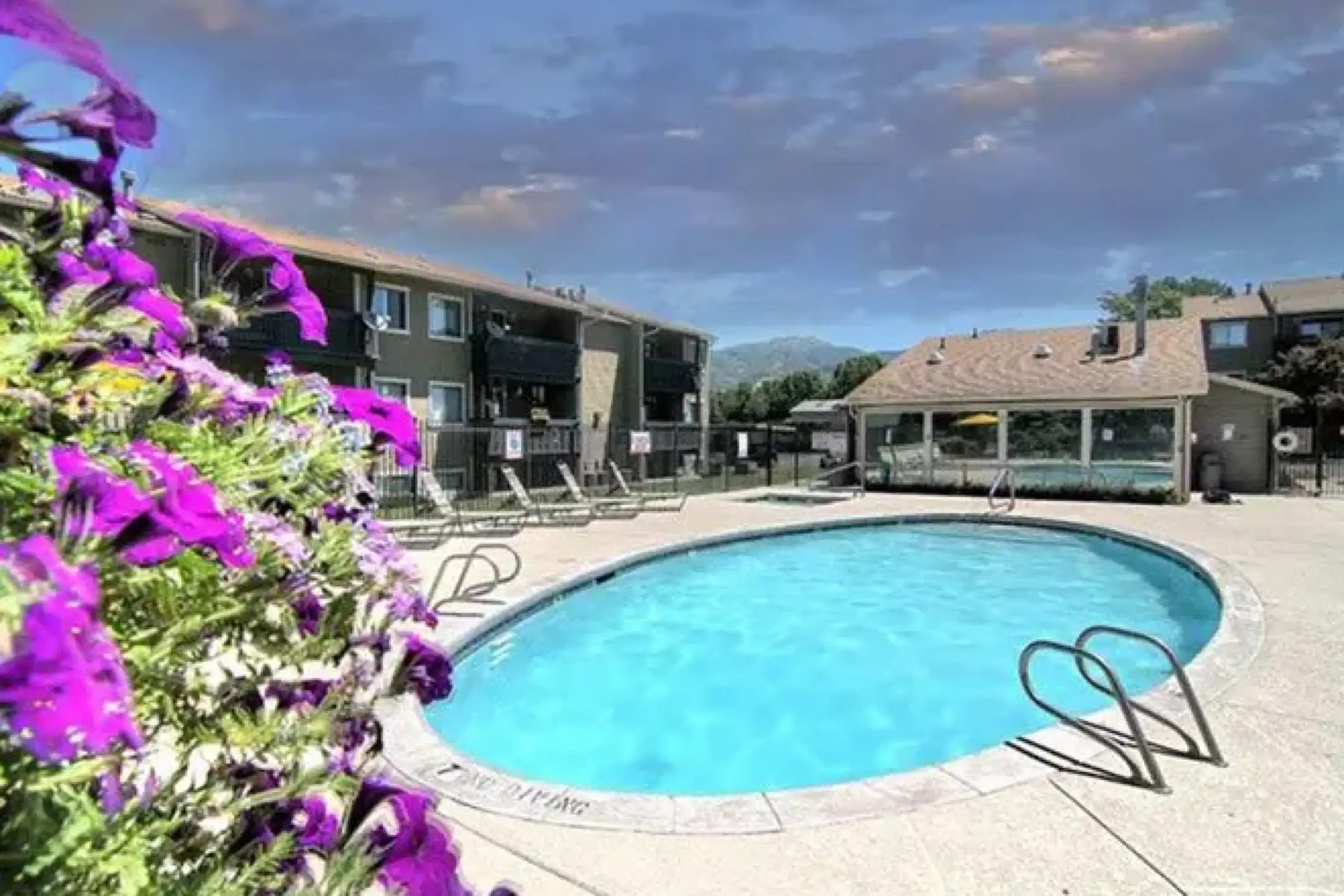 Springwood Apartments Bountiful, UT 84010