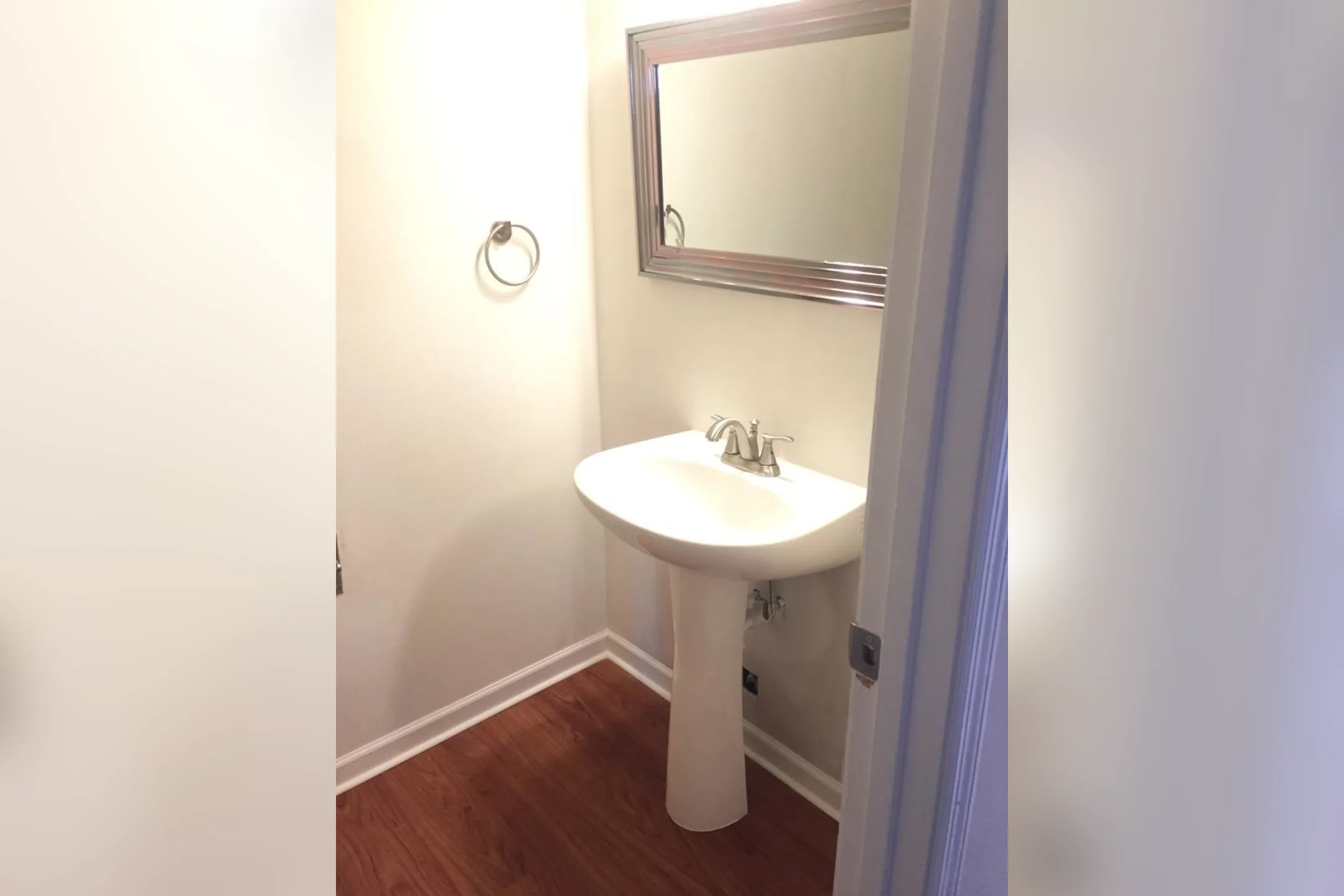 Castleton Manor 5850 Laketon Dr Indianapolis, IN Apartments for Rent Rent.