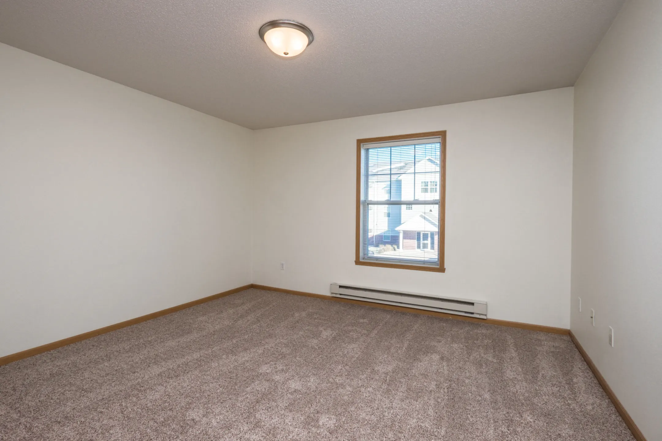 Bedroom - Stonebridge Apartments - Fargo, ND